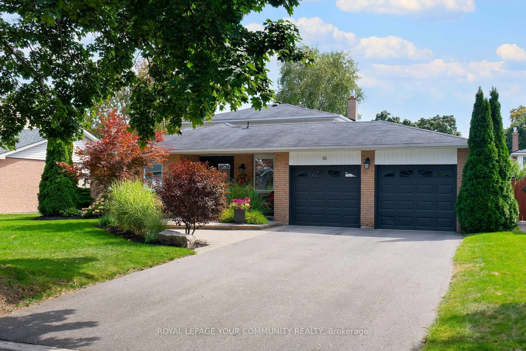35 John Dexter Place