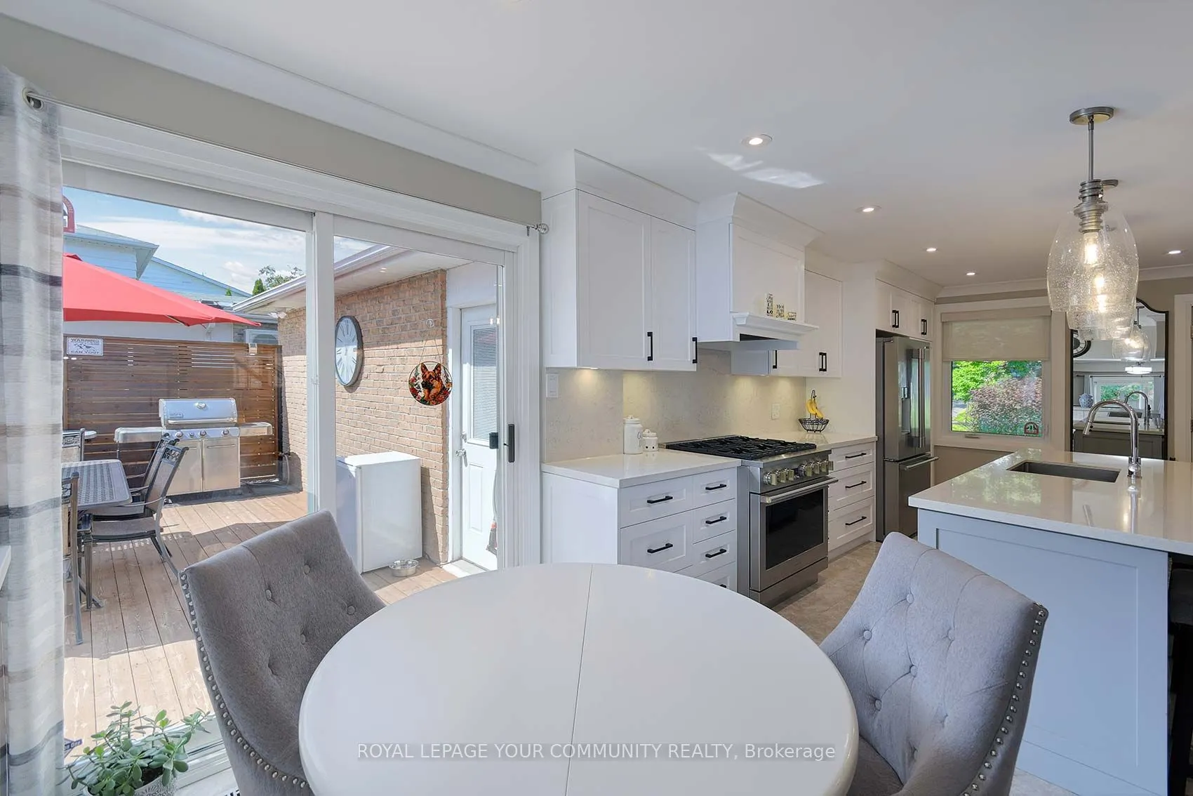 35 John Dexter Place