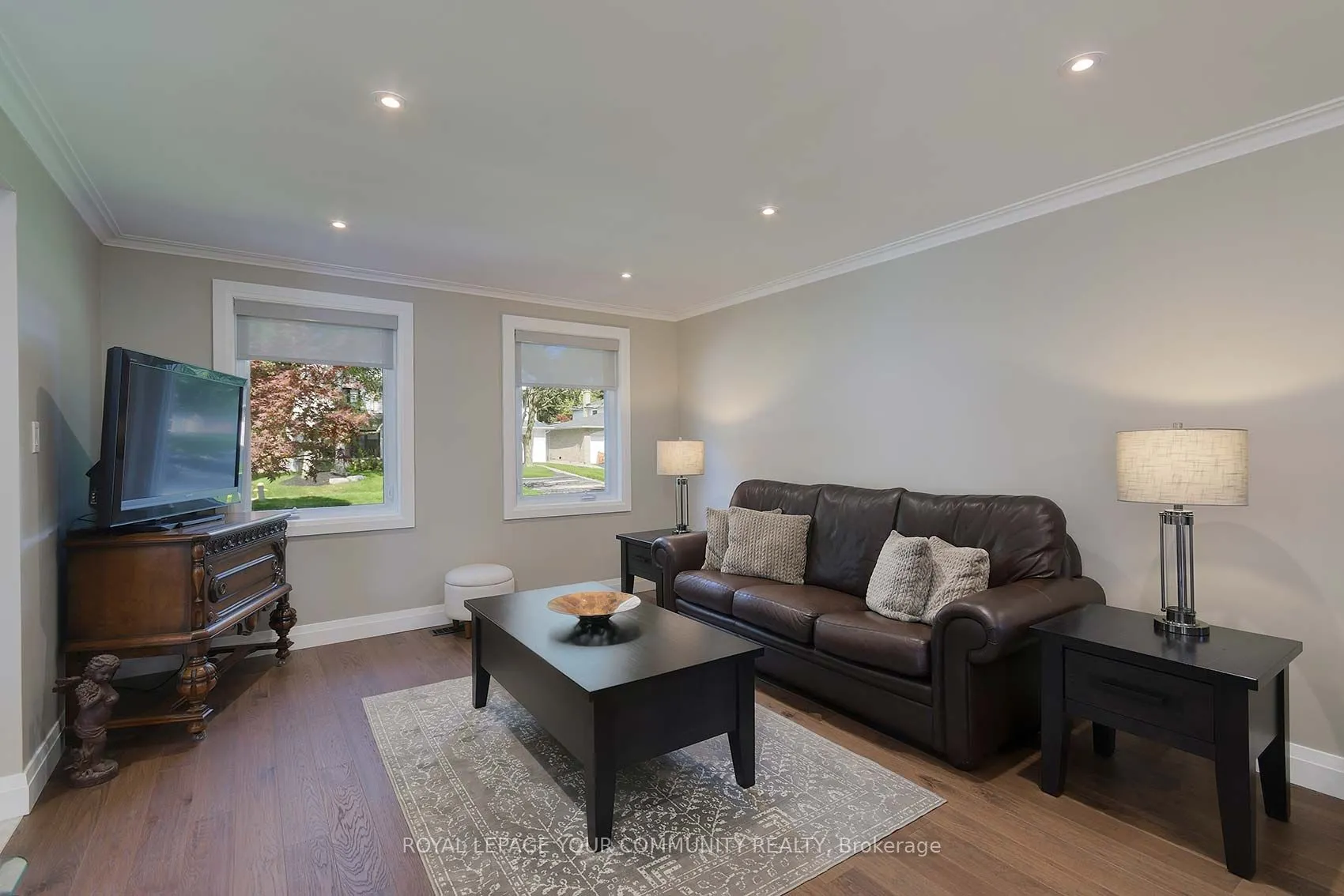 35 John Dexter Place