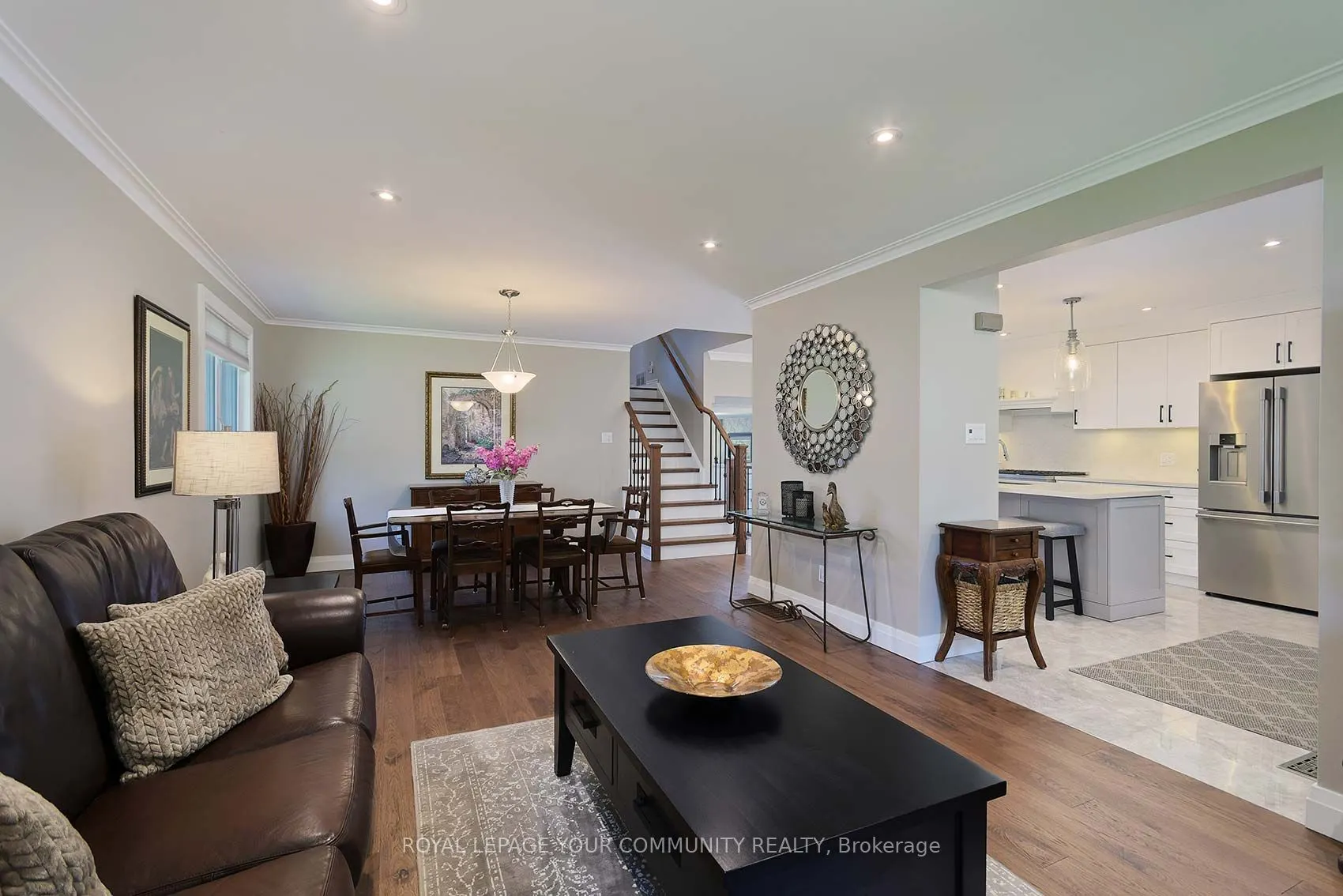 35 John Dexter Place