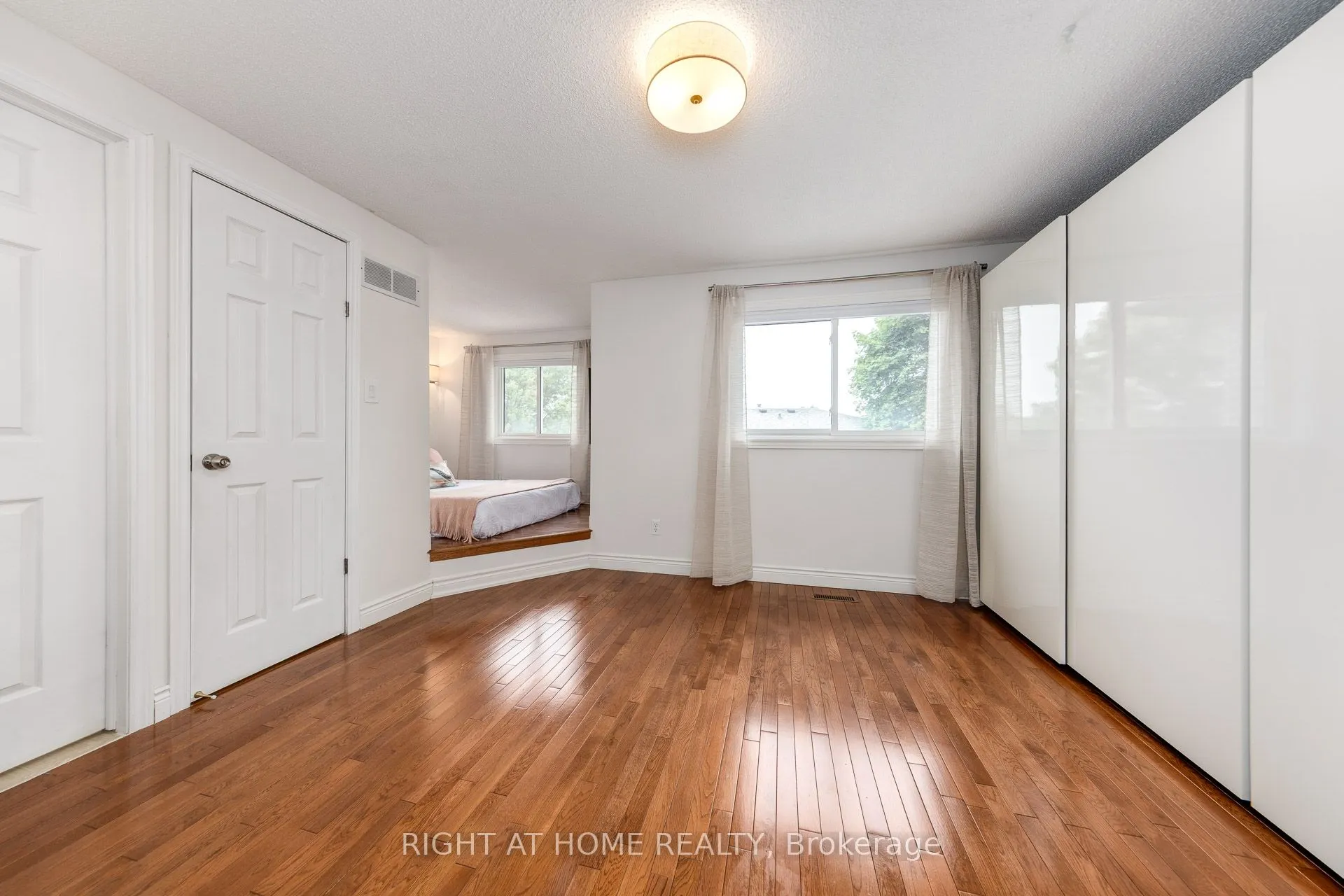88 Sunshine Drive