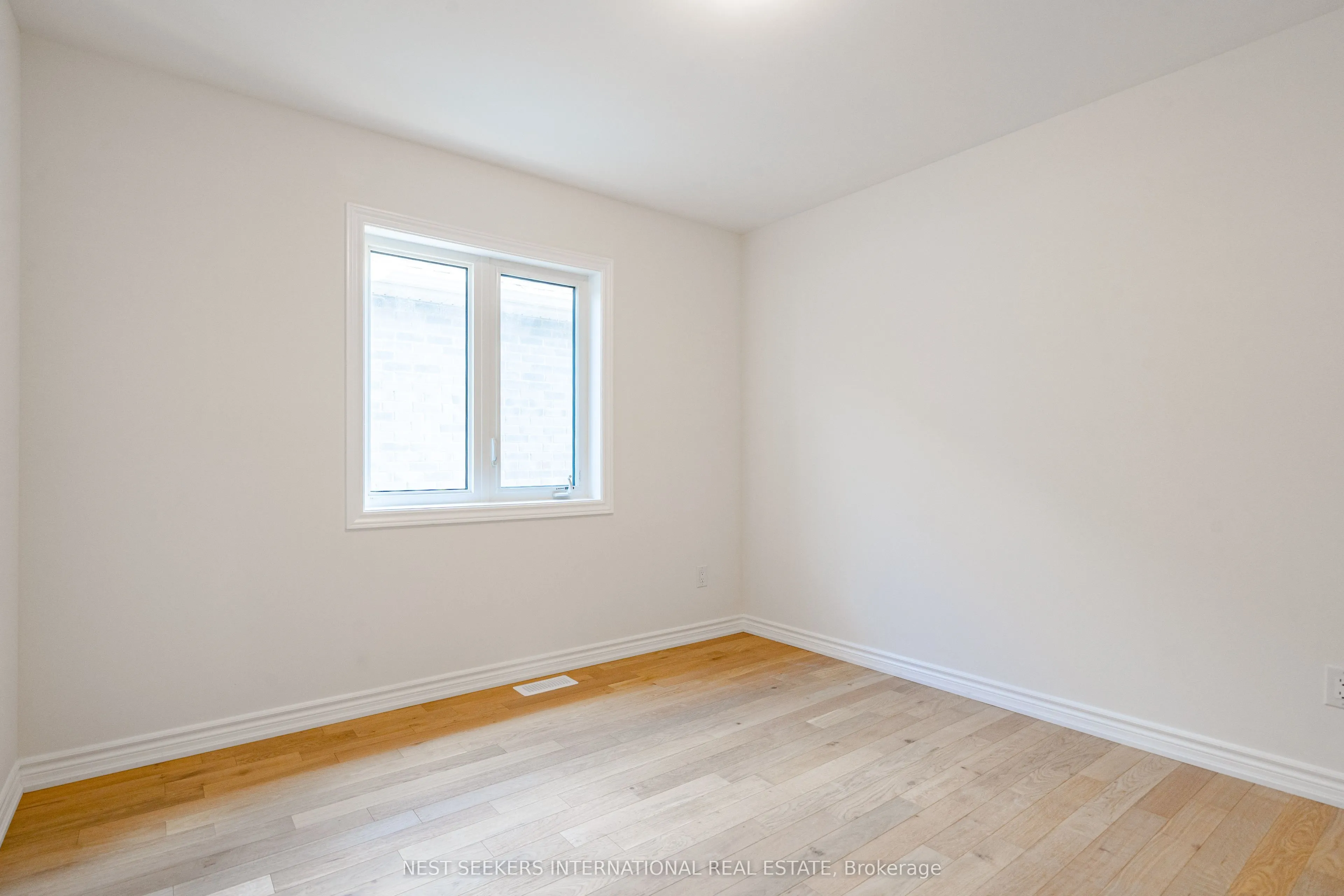 51 Fenn Crescent