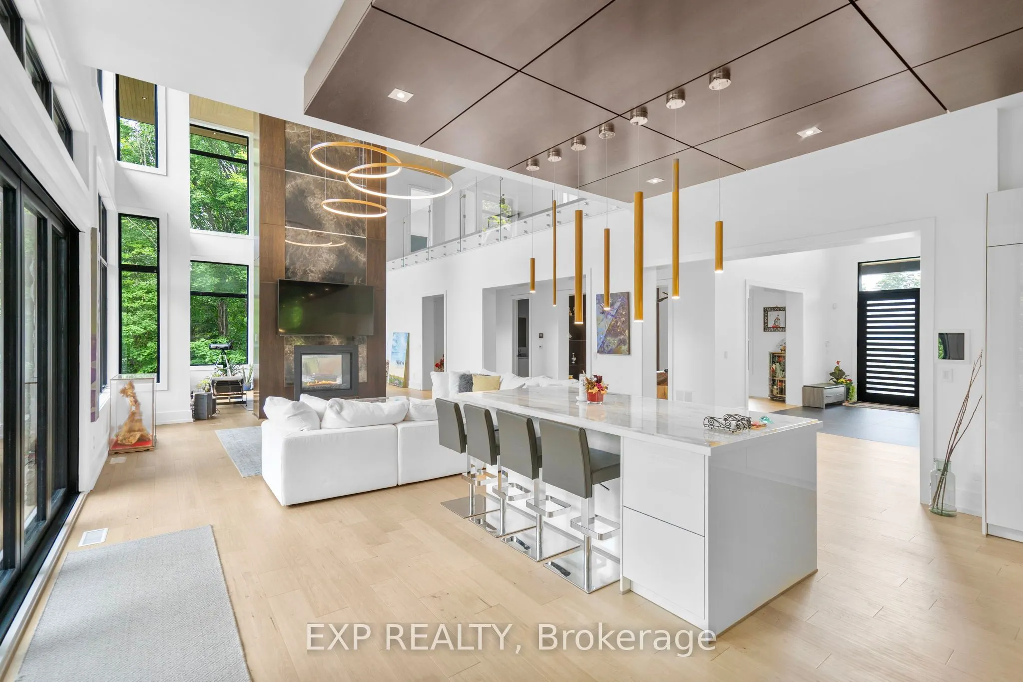 8 Cachet Parkway