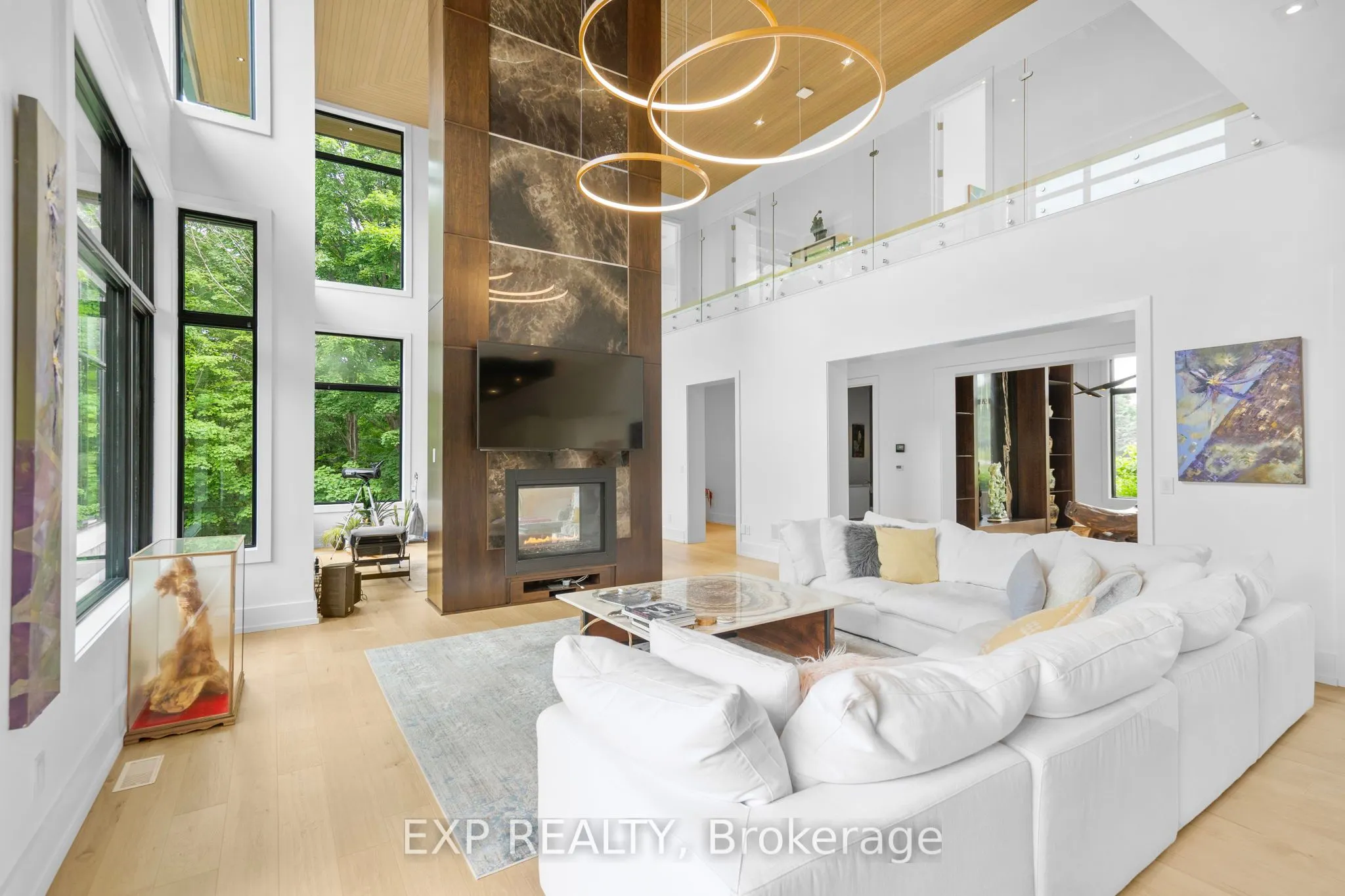 8 Cachet Parkway