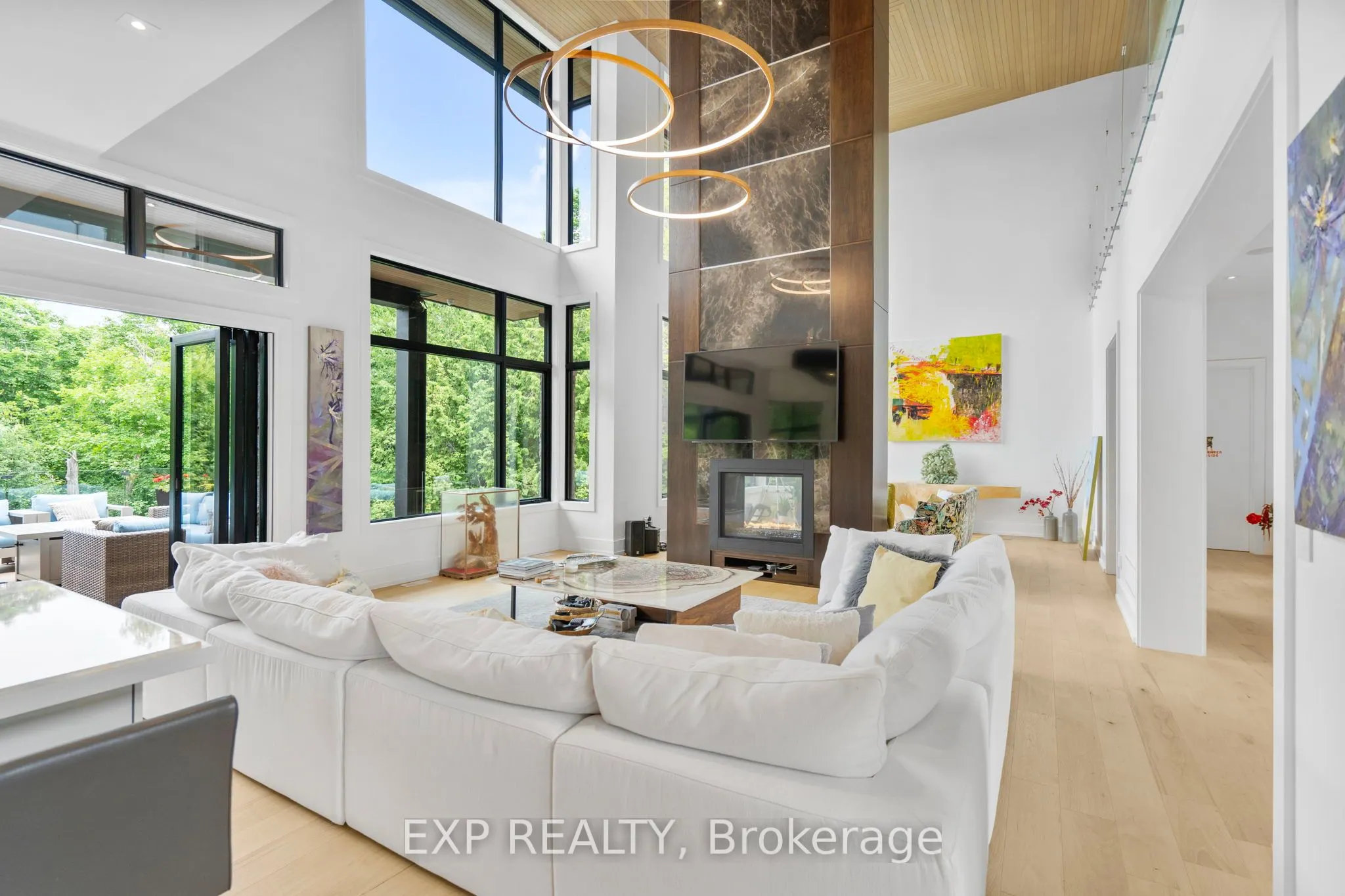 8 Cachet Parkway