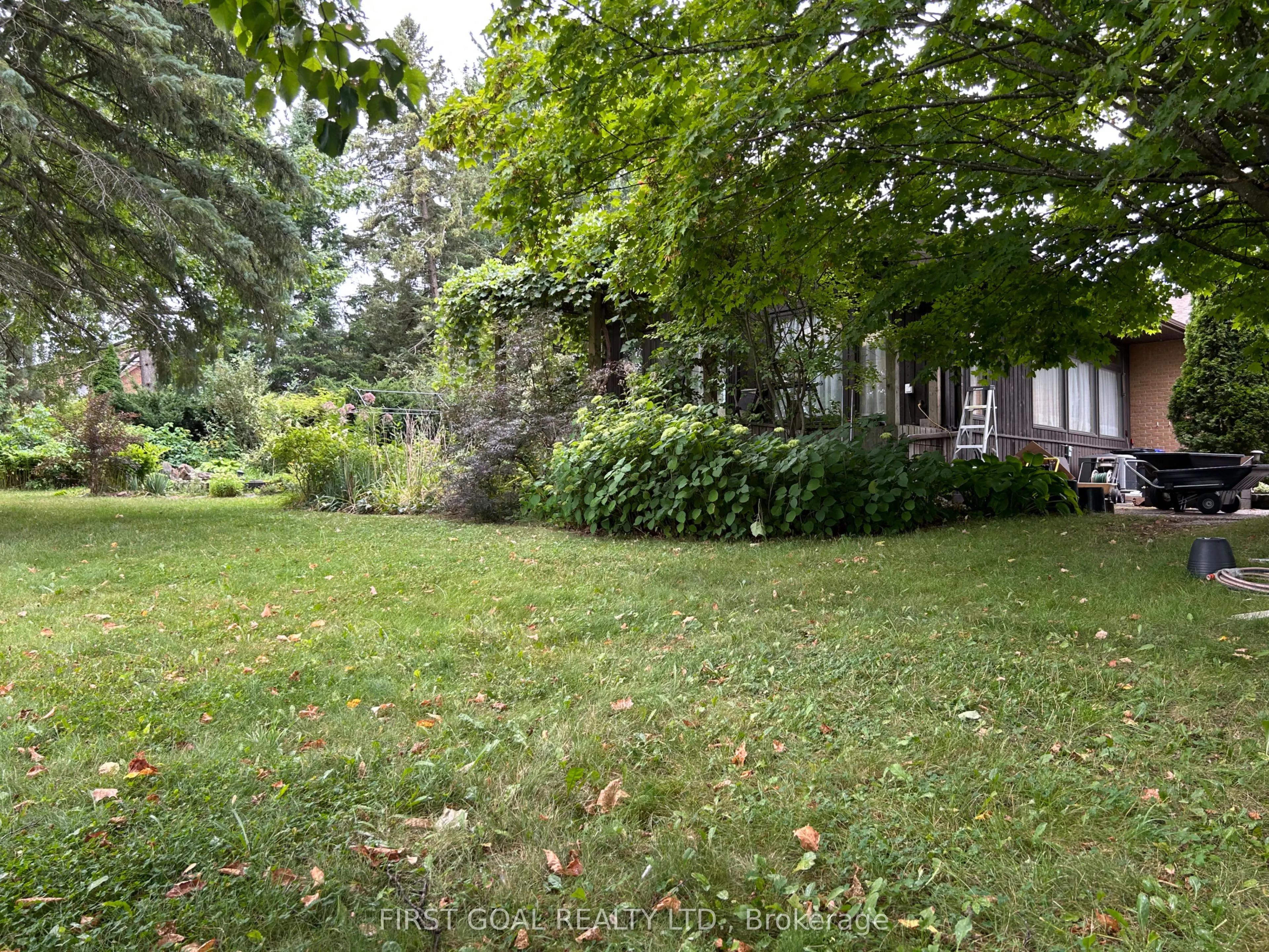 2057 Sideroad 10 Side Road