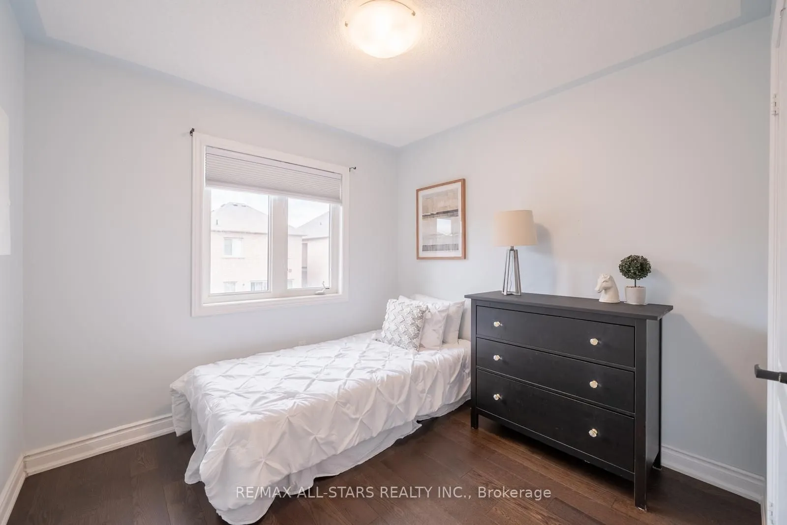 10 Betula Gate