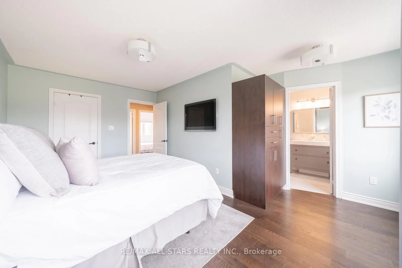 10 Betula Gate