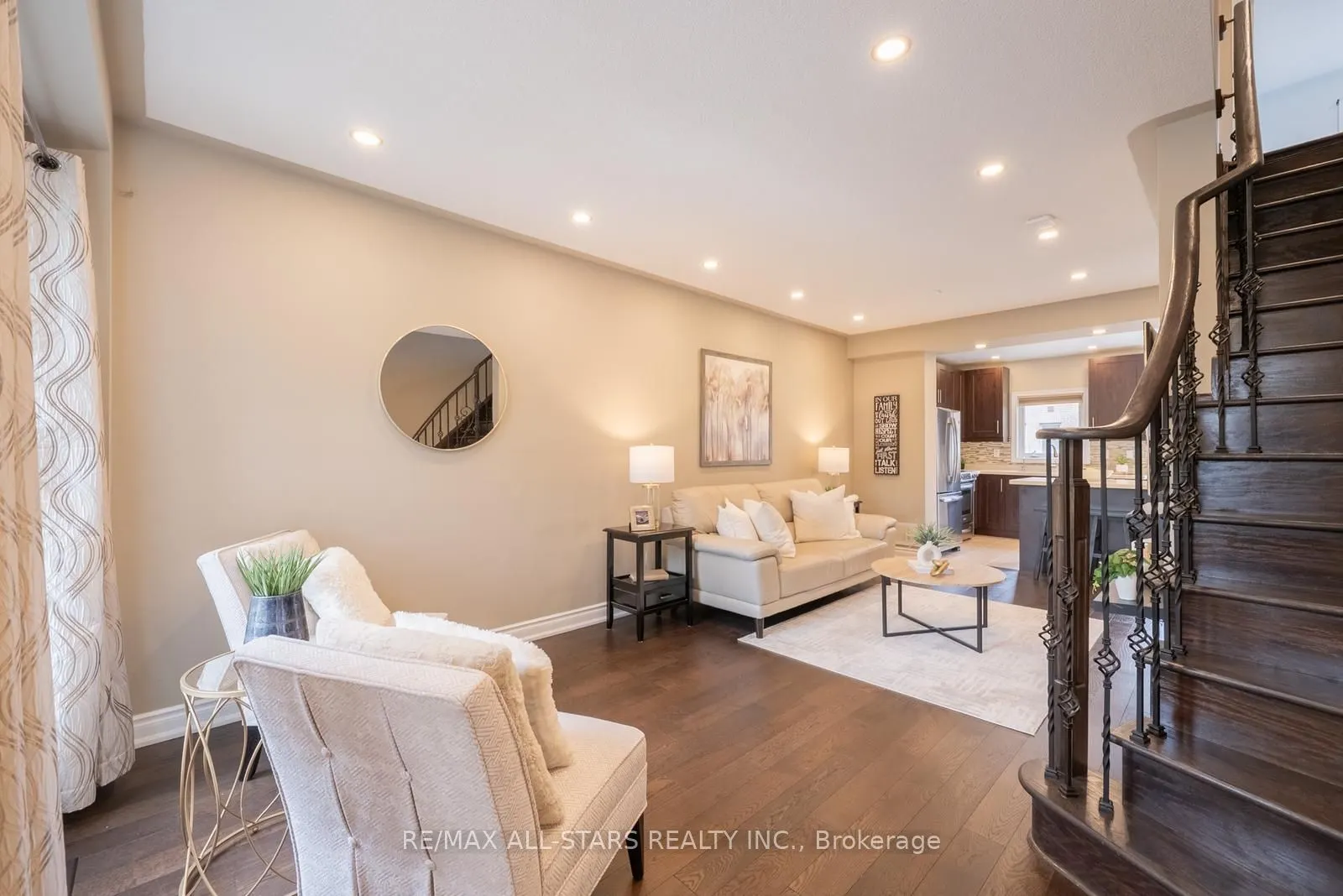 10 Betula Gate