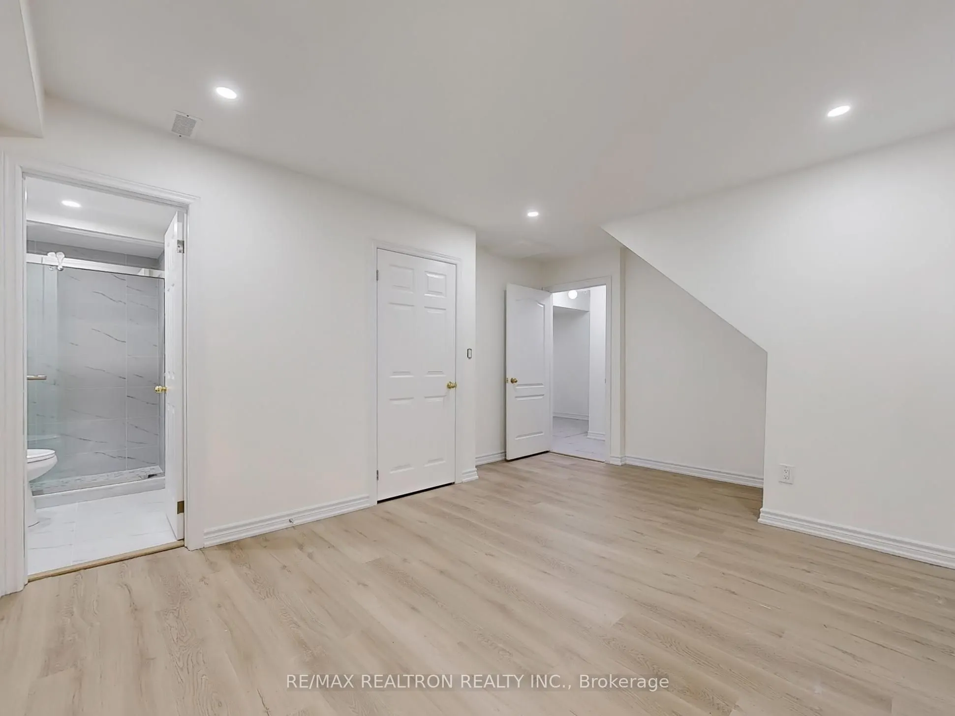 105 Matthewson Avenue