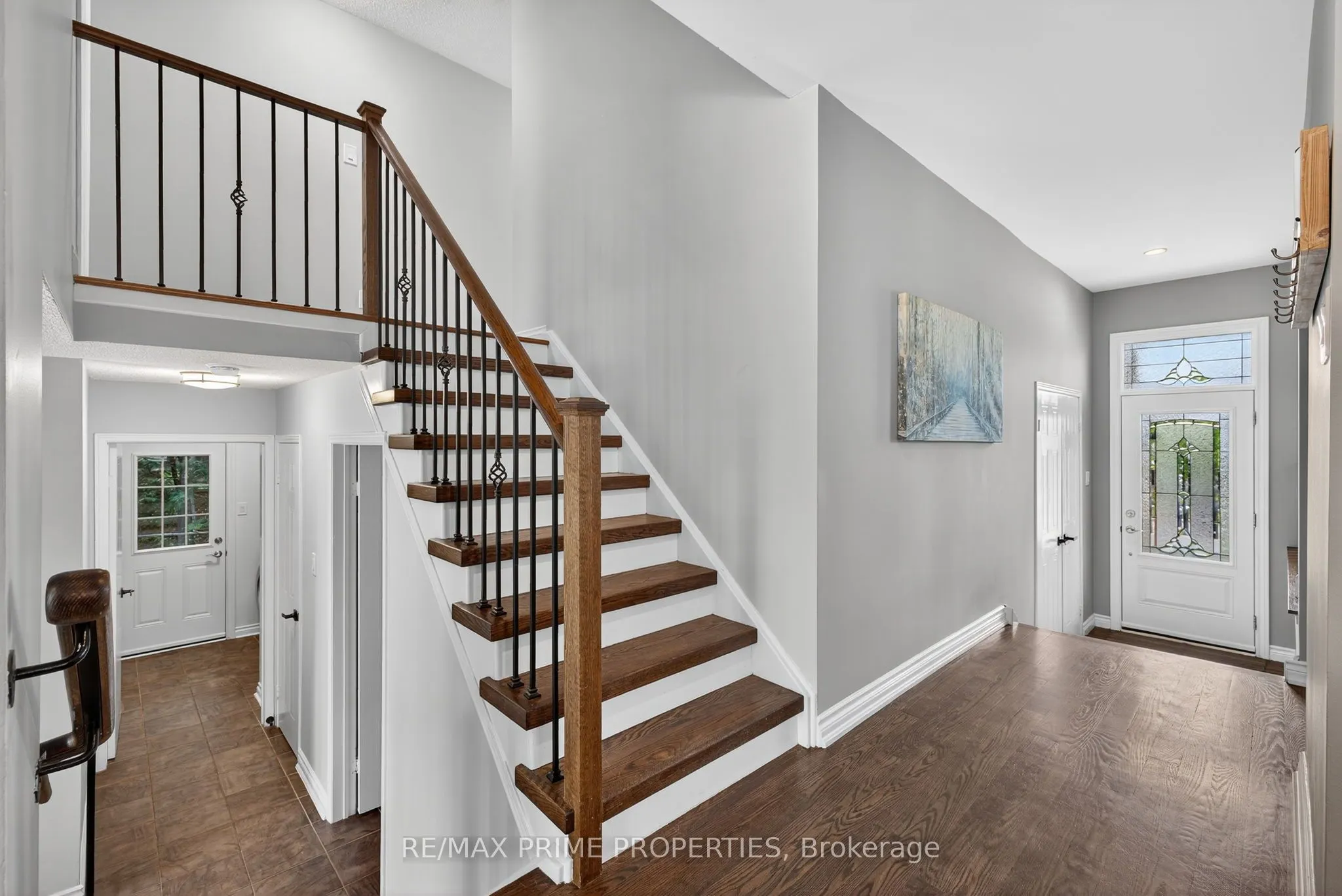 216 Crossland Gate