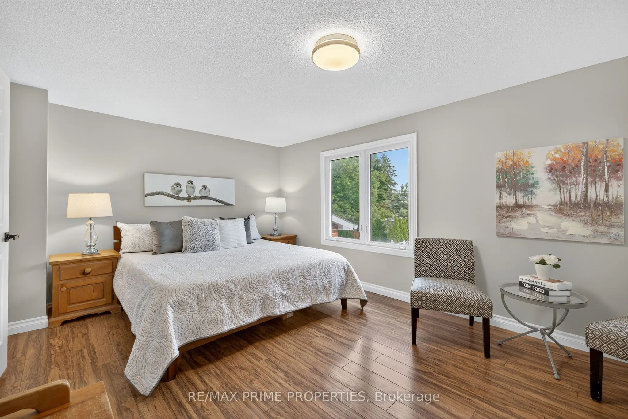 216 Crossland Gate