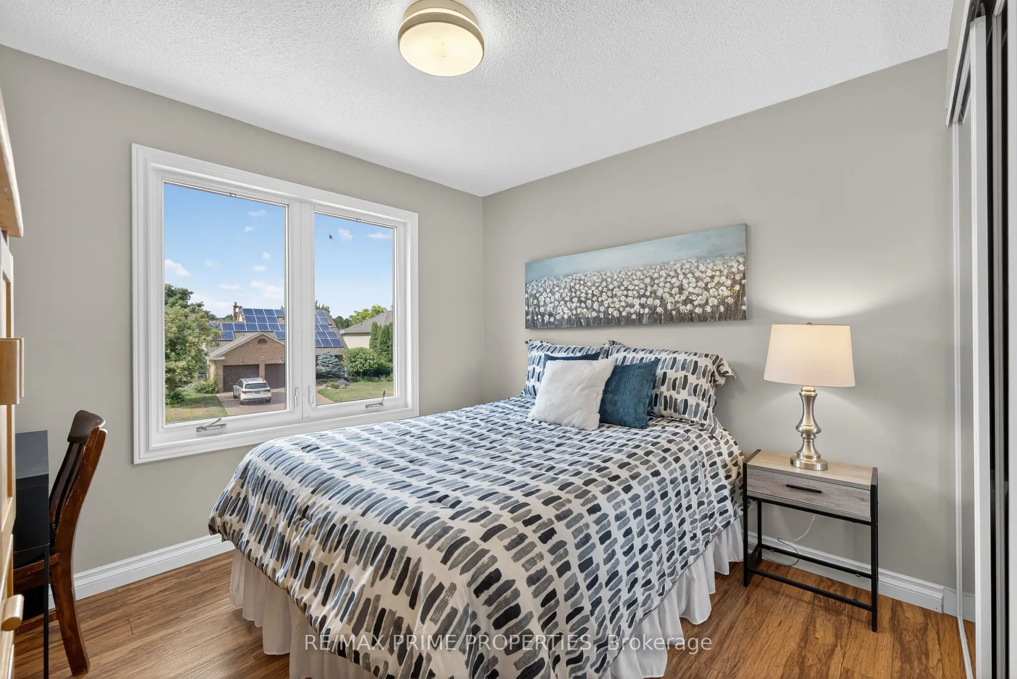 216 Crossland Gate