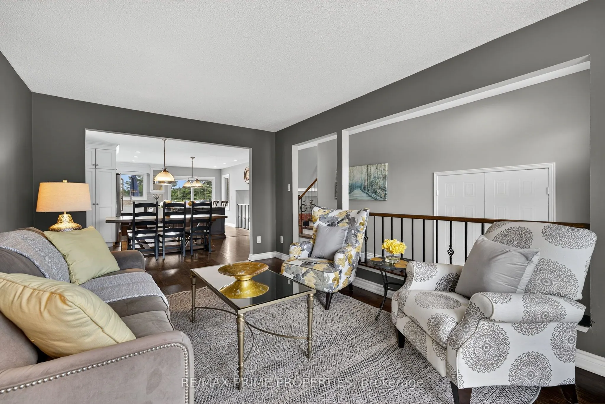 216 Crossland Gate