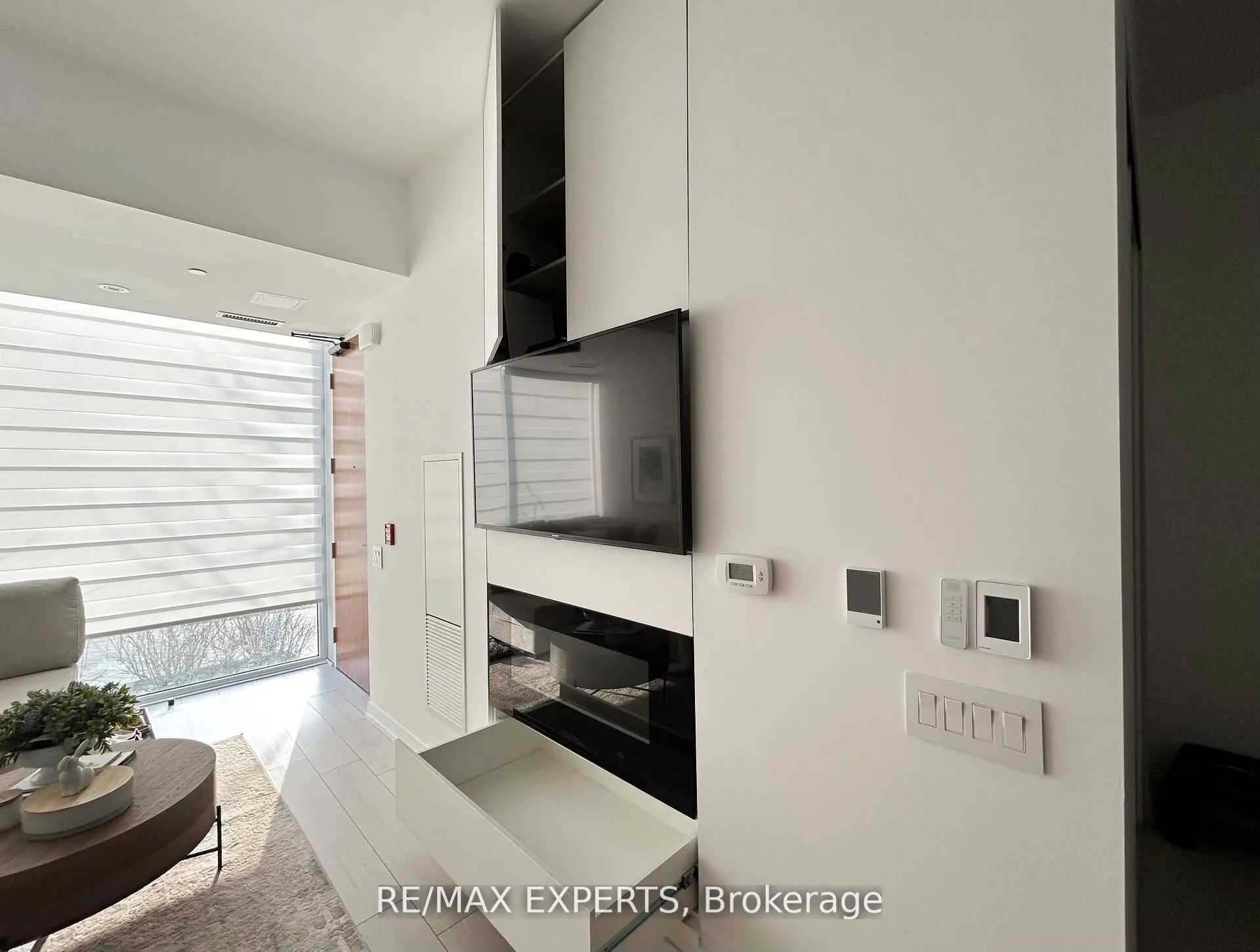 9 Buttermill Avenue W, #TH05