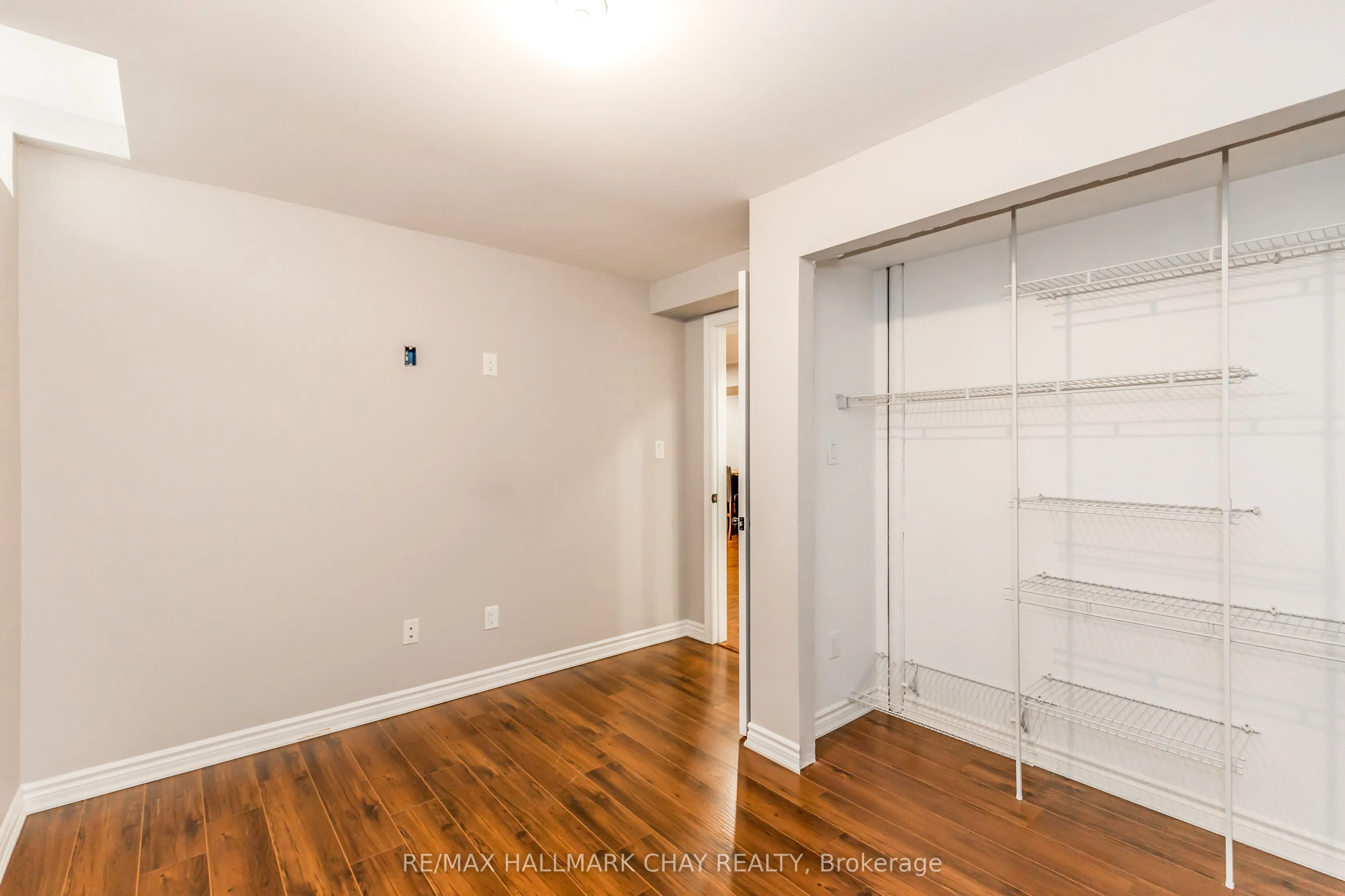 160 Golden Gate Circle, #Lower