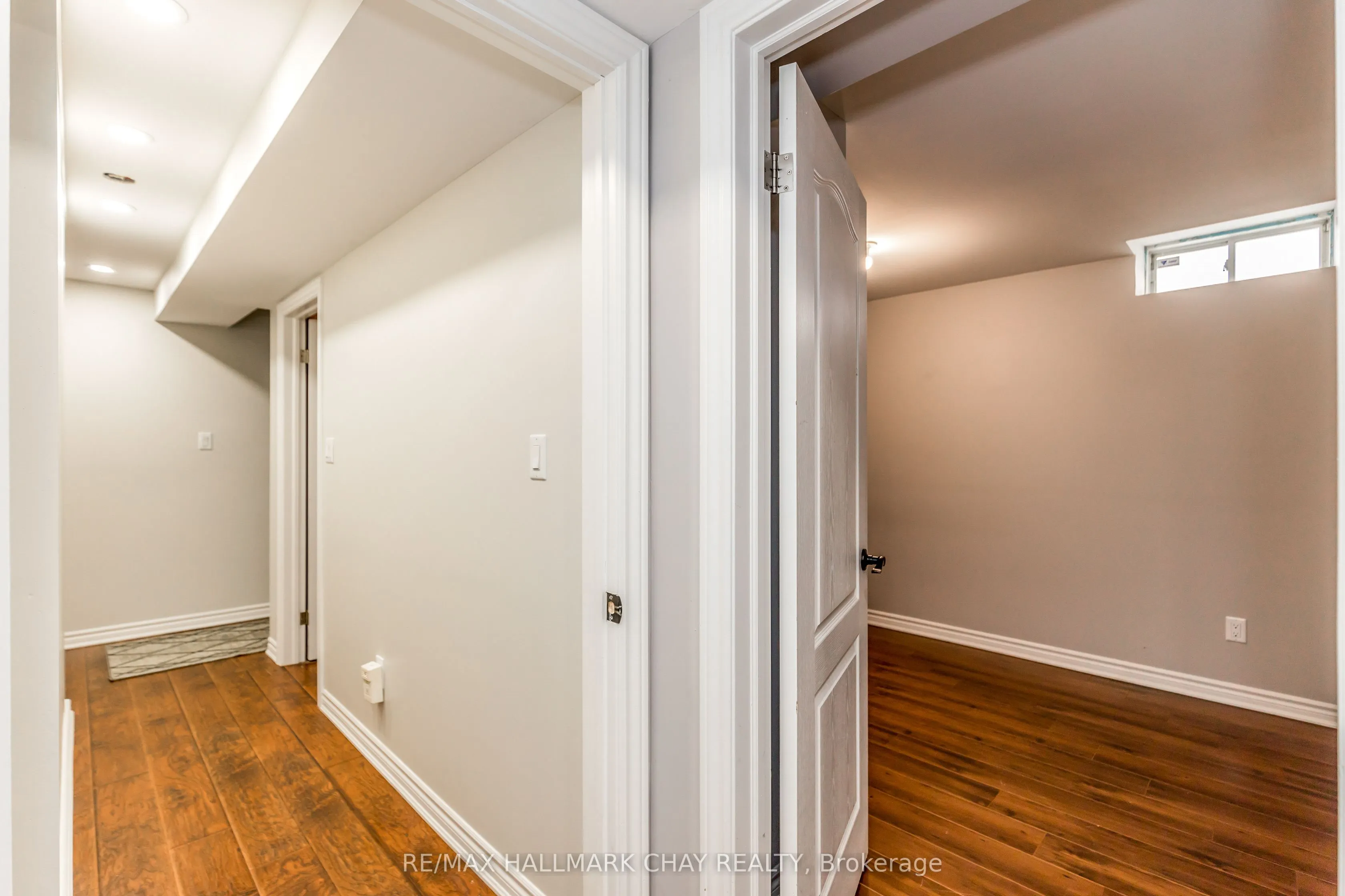 160 Golden Gate Circle, #Lower