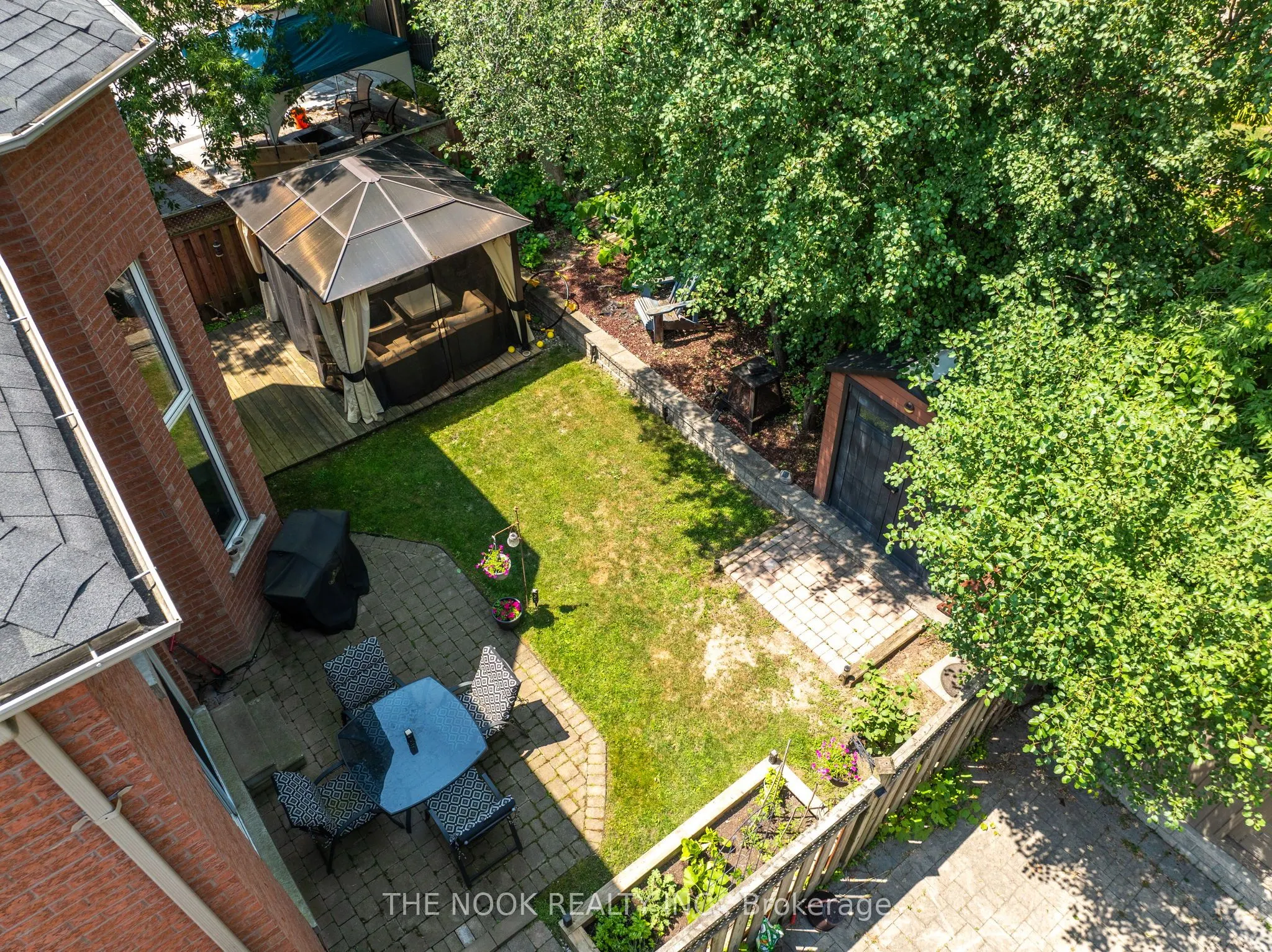 122 Estate Garden Drive