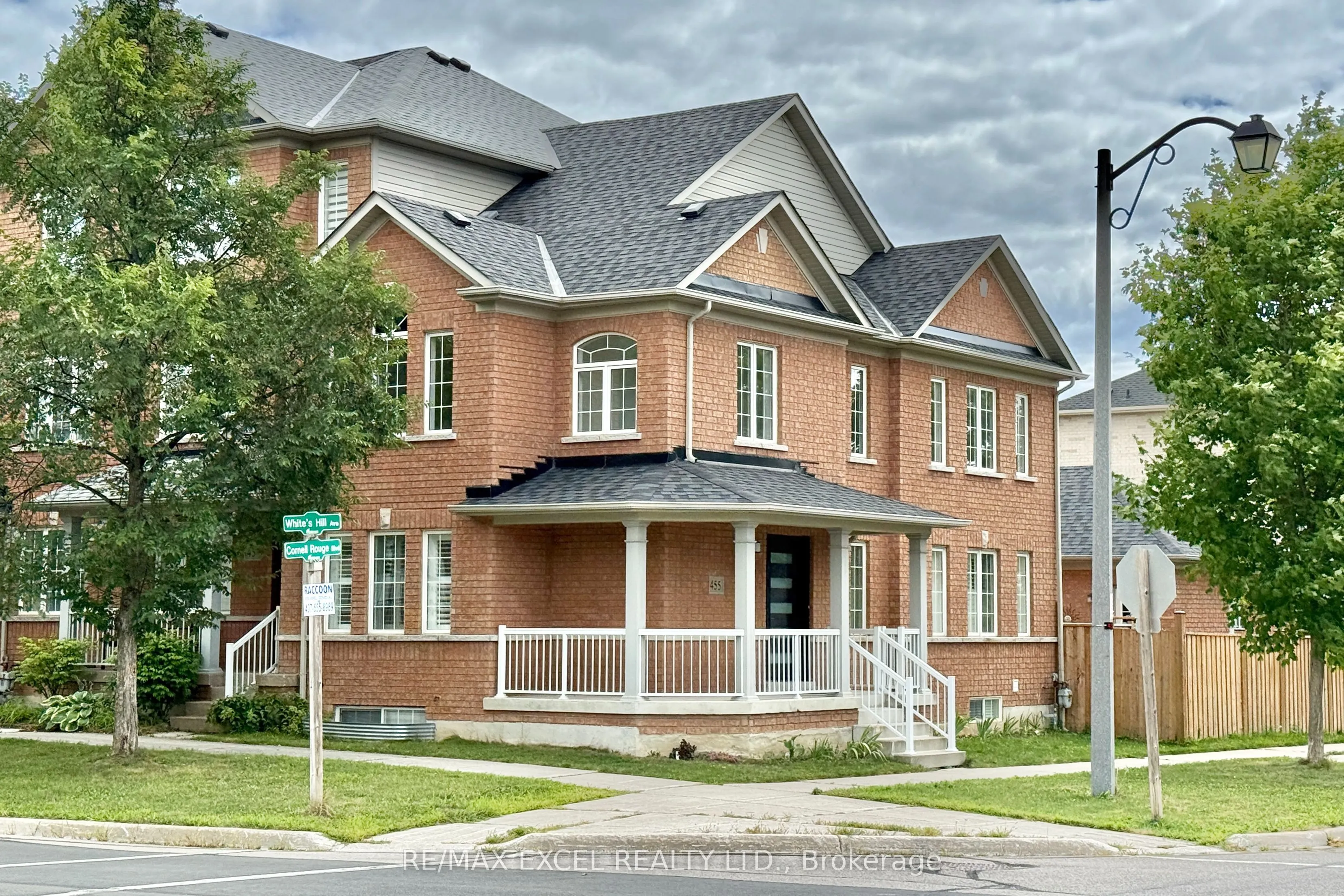 455 White's Hill Avenue