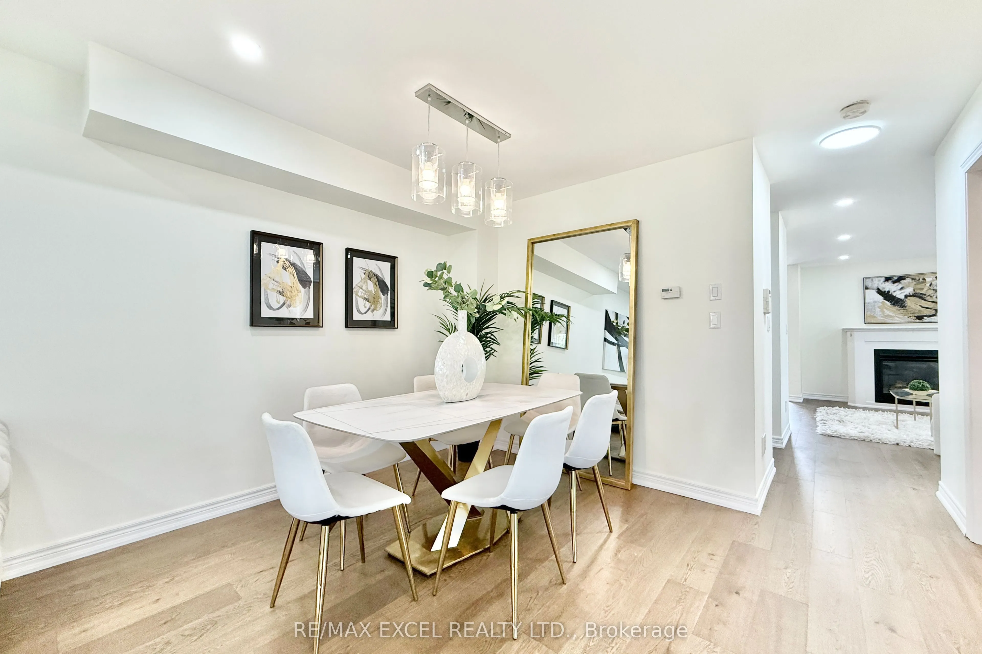 455 White's Hill Avenue