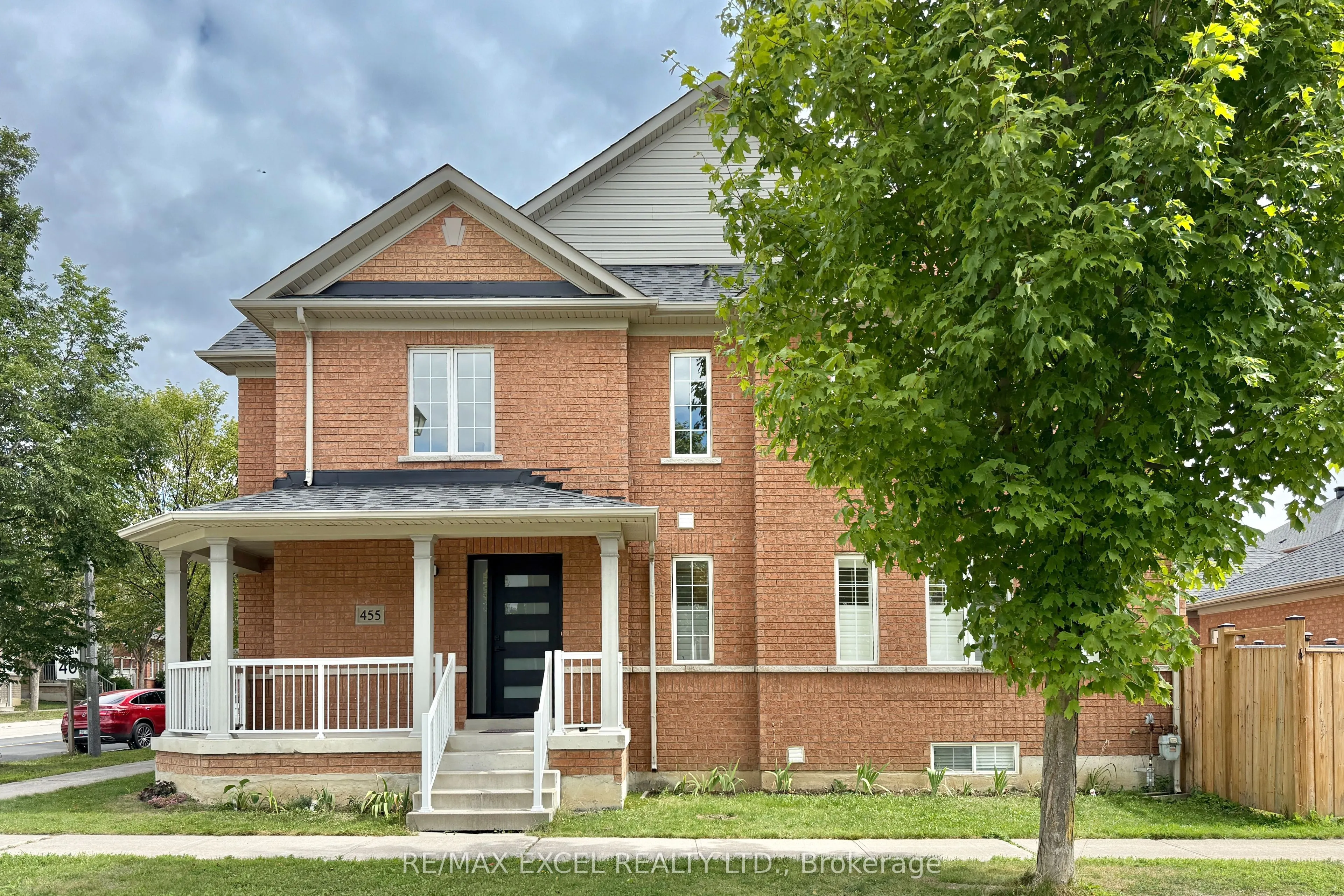 455 White's Hill Avenue