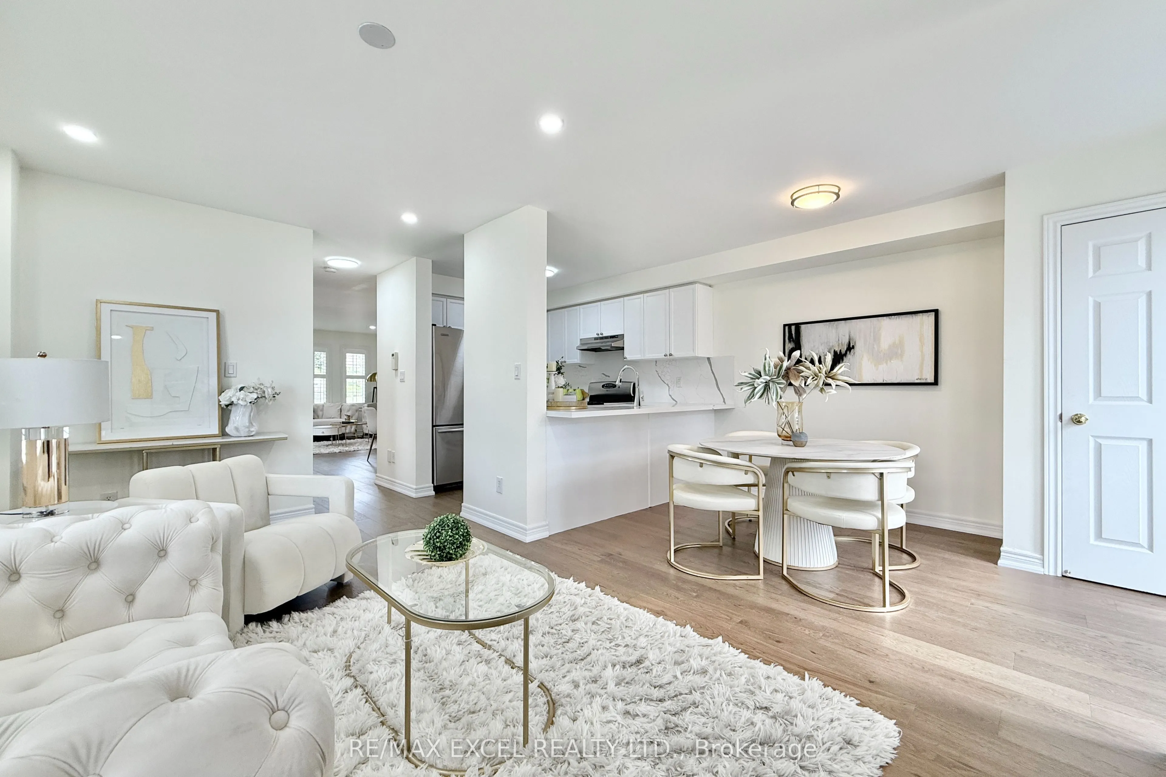 455 White's Hill Avenue