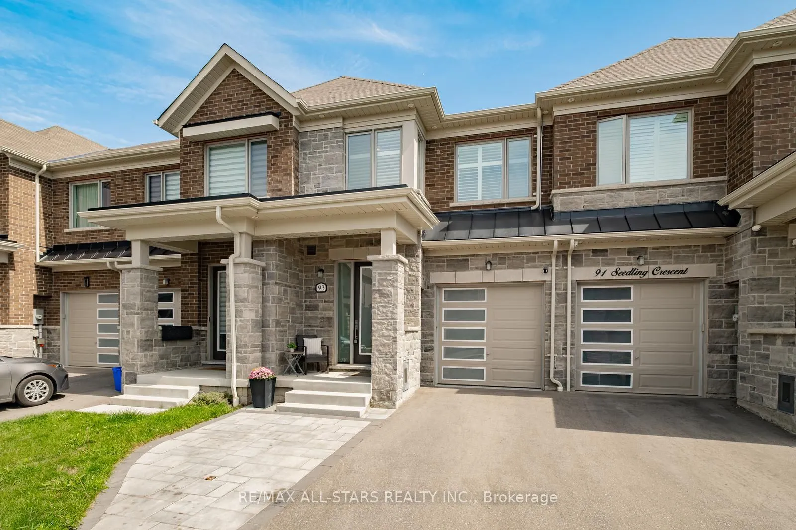 93 Seedling Crescent
