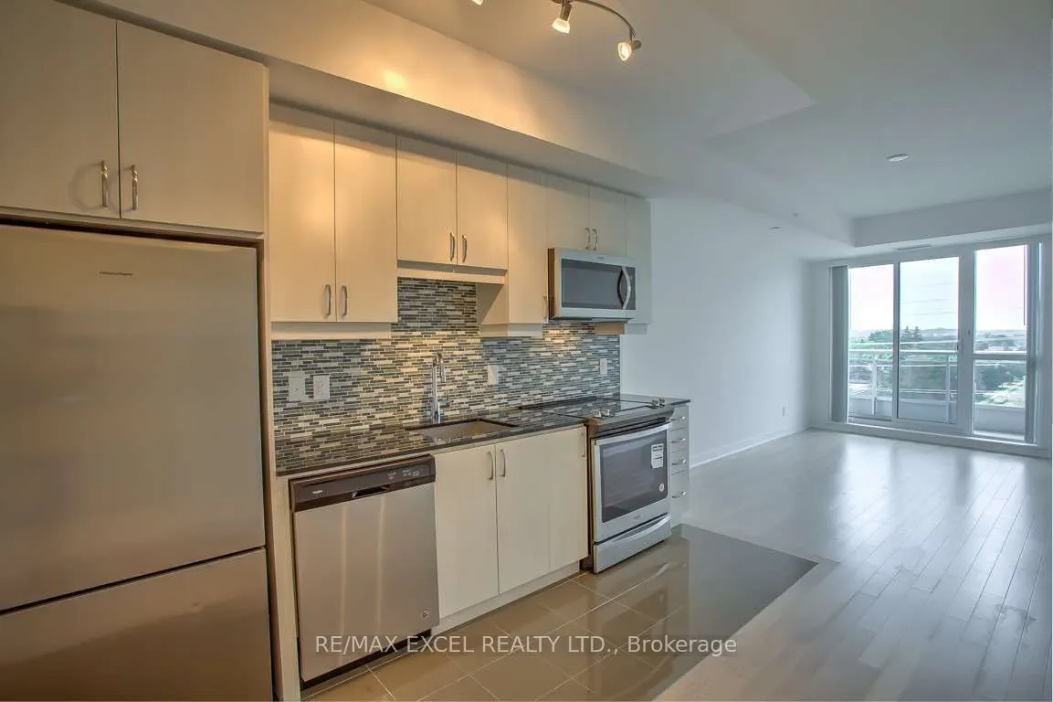 9191 Yonge Street, #605