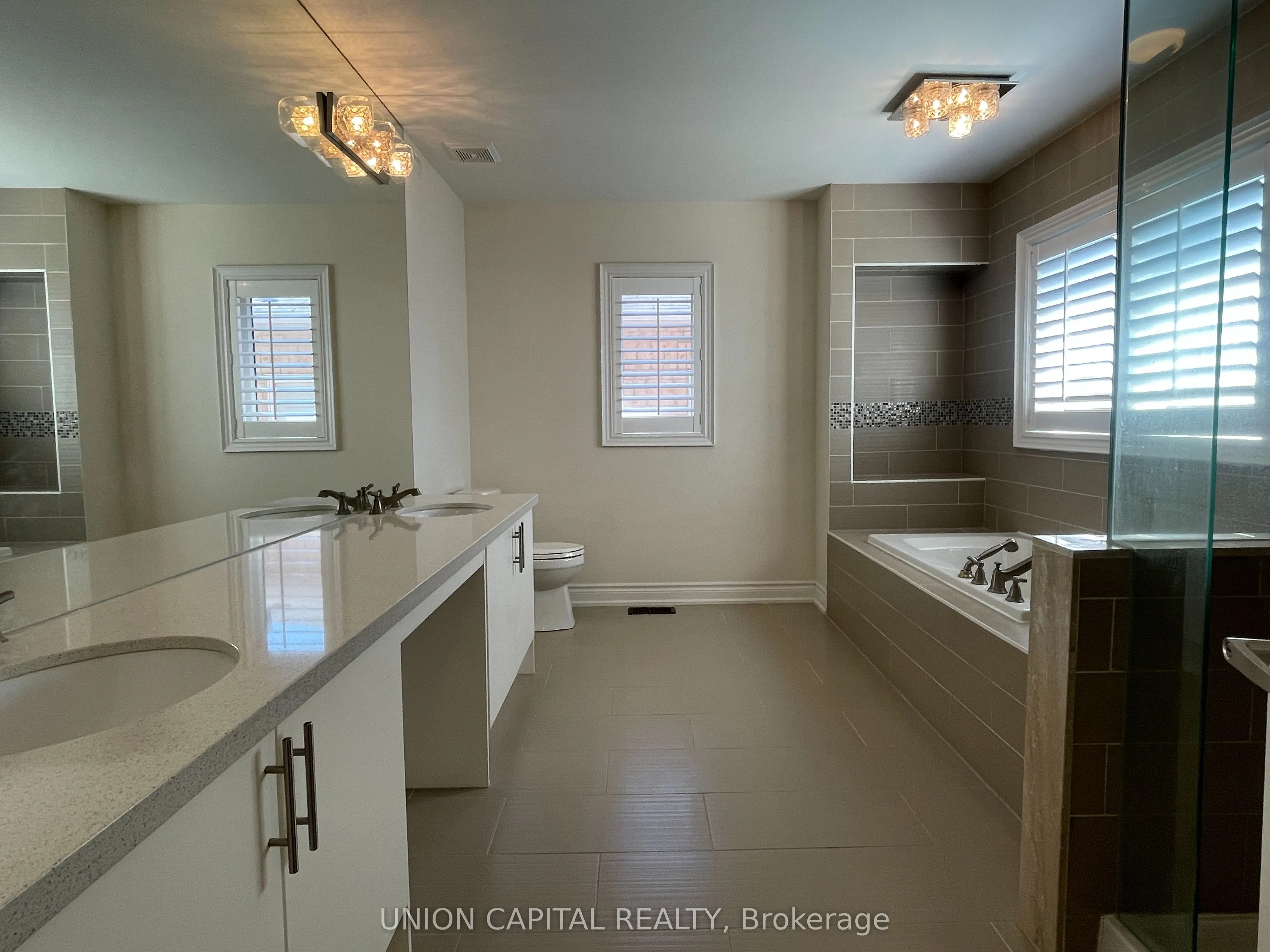 22 Greenforest Grove