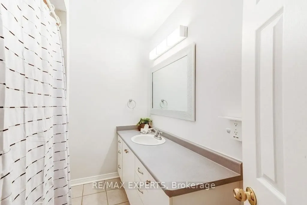 234 Septonne Avenue, #Upper
