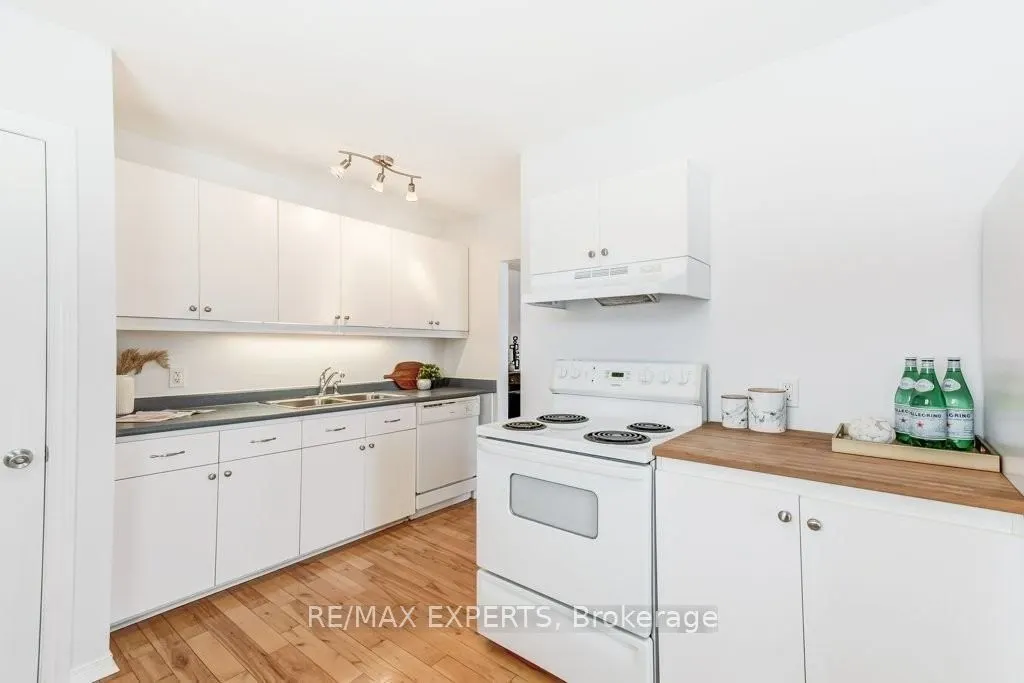 234 Septonne Avenue, #Upper