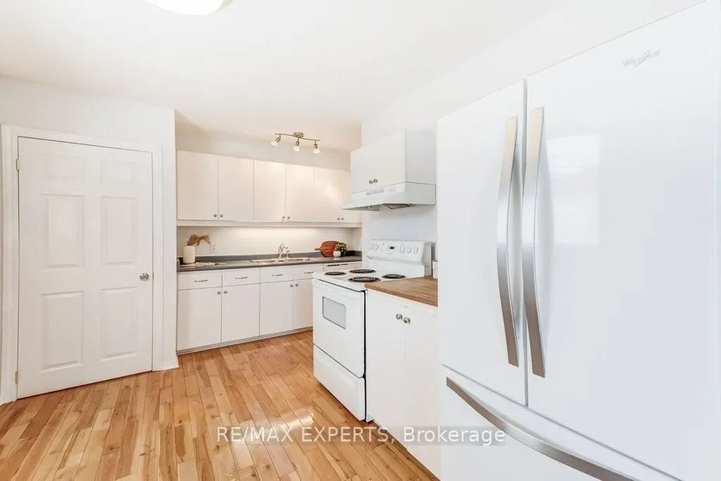 234 Septonne Avenue, #Upper