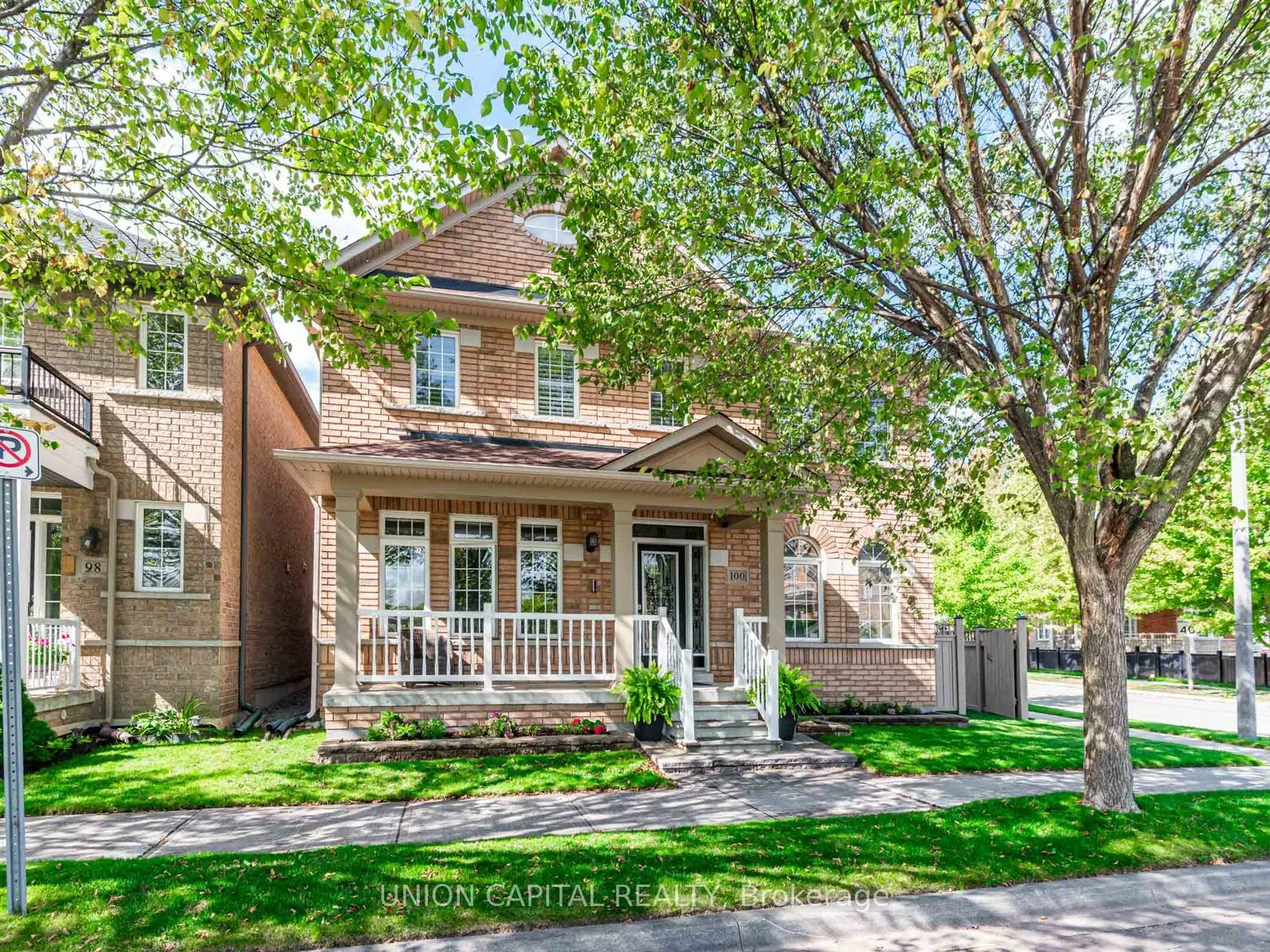 100 Albert Lewis Street