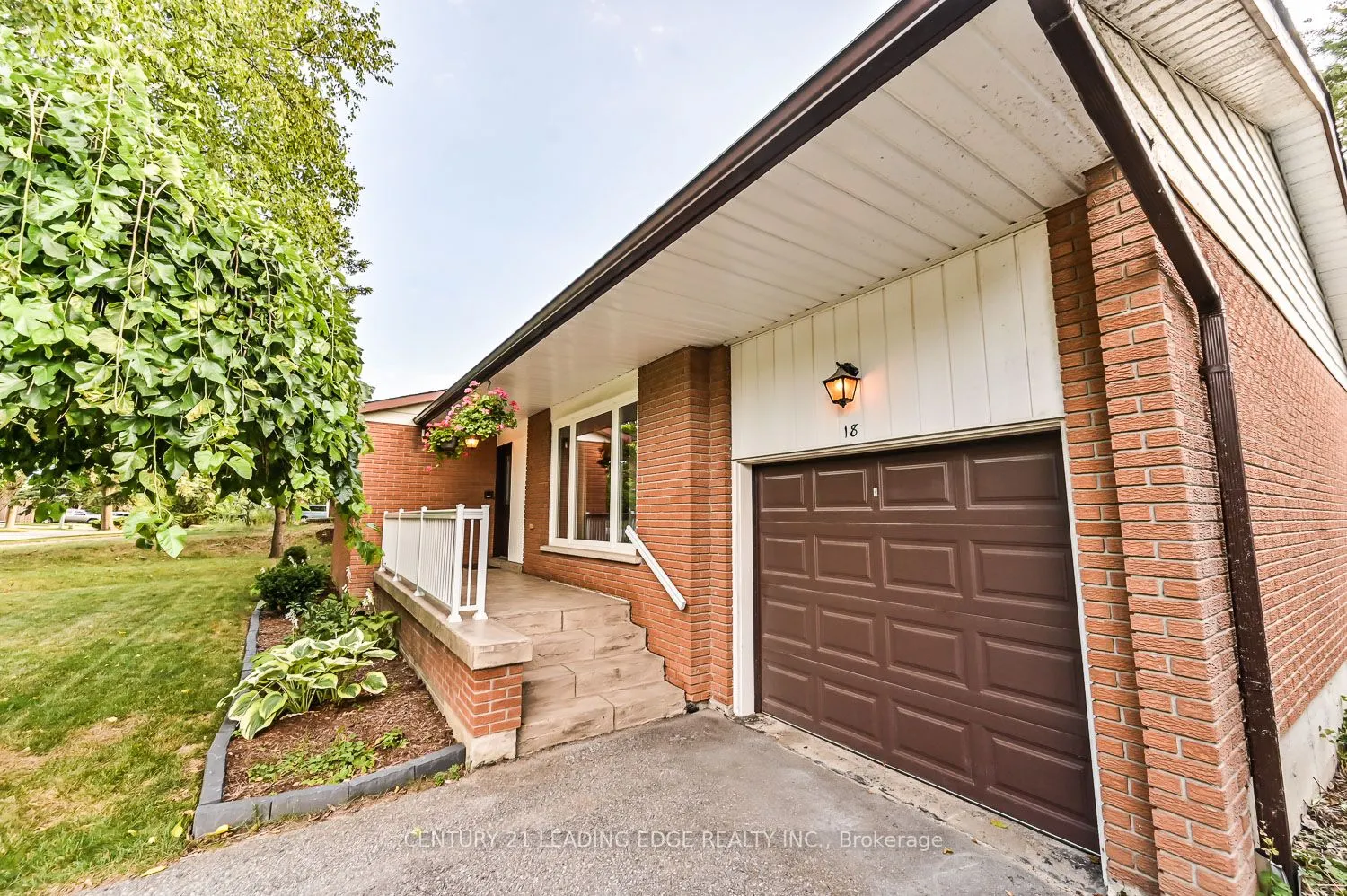 18 Sir Constantine Drive