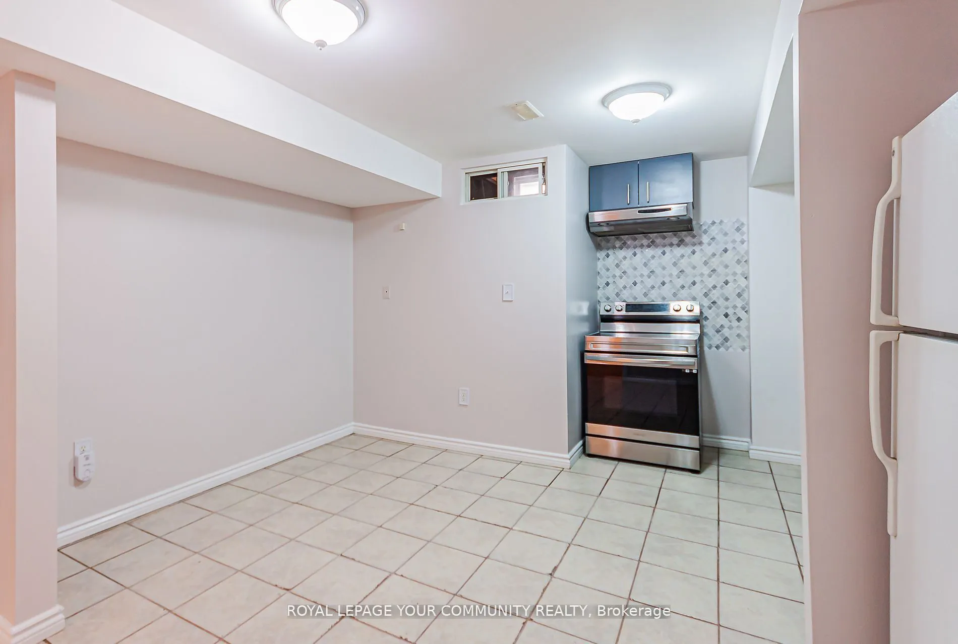 6 Round Hill Court S, #Basement