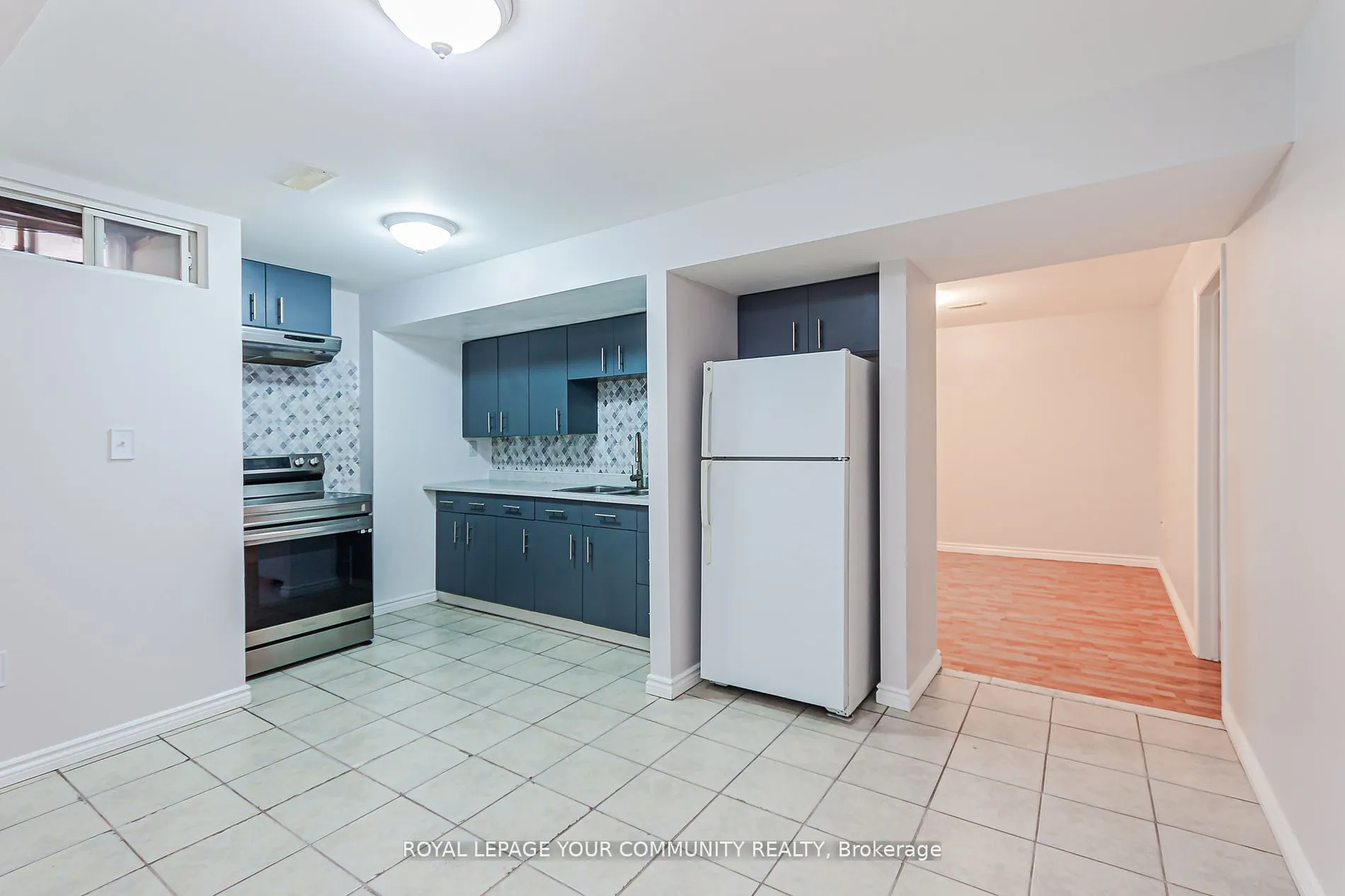 6 Round Hill Court S, #Basement