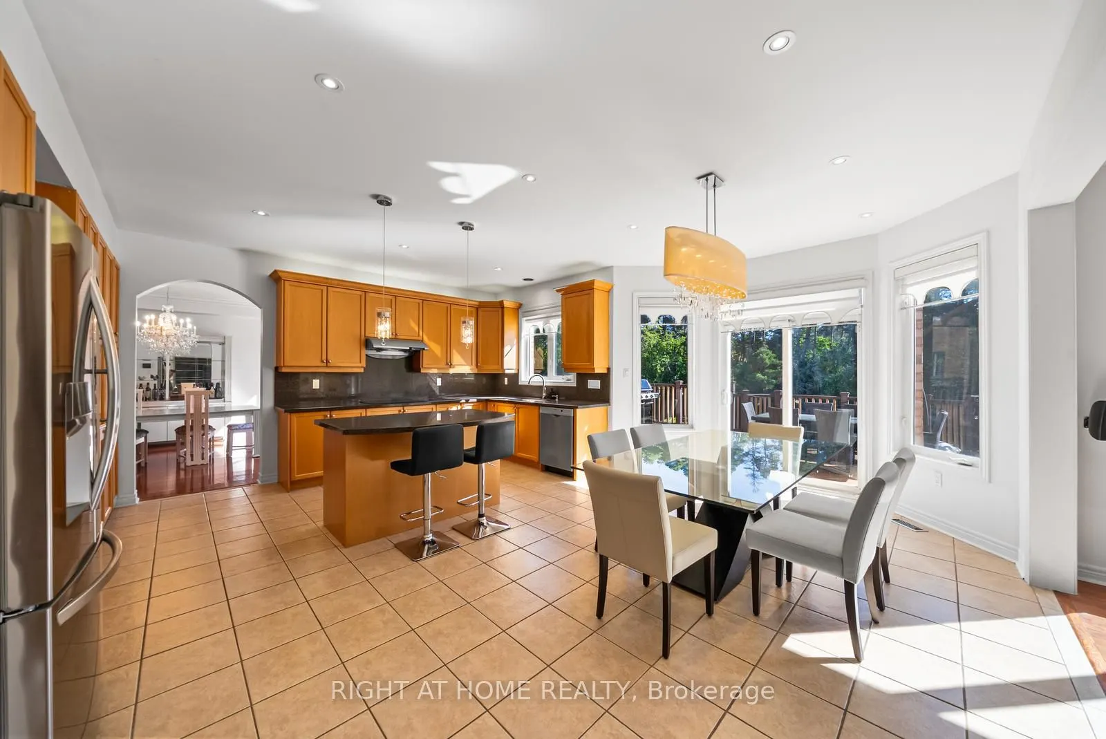 21 Lupine Crescent