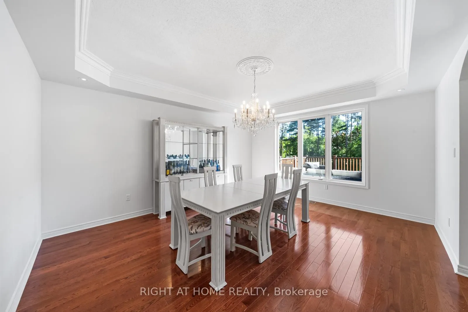 21 Lupine Crescent