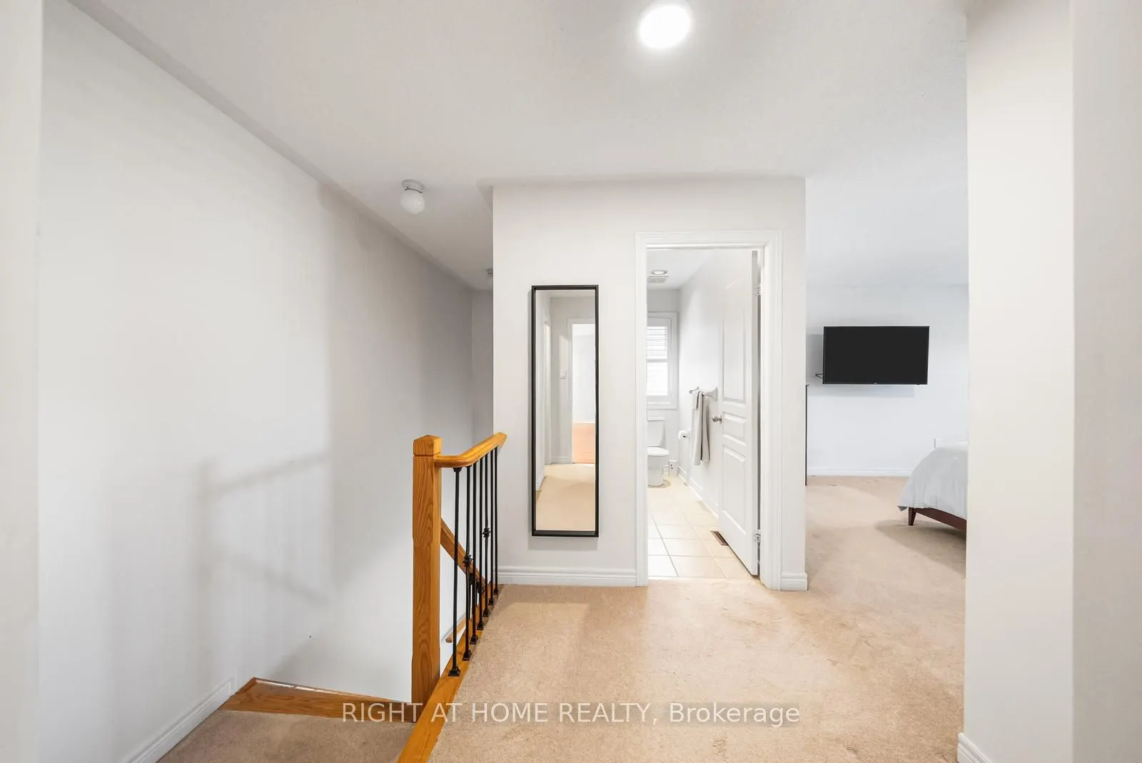 21 Lupine Crescent