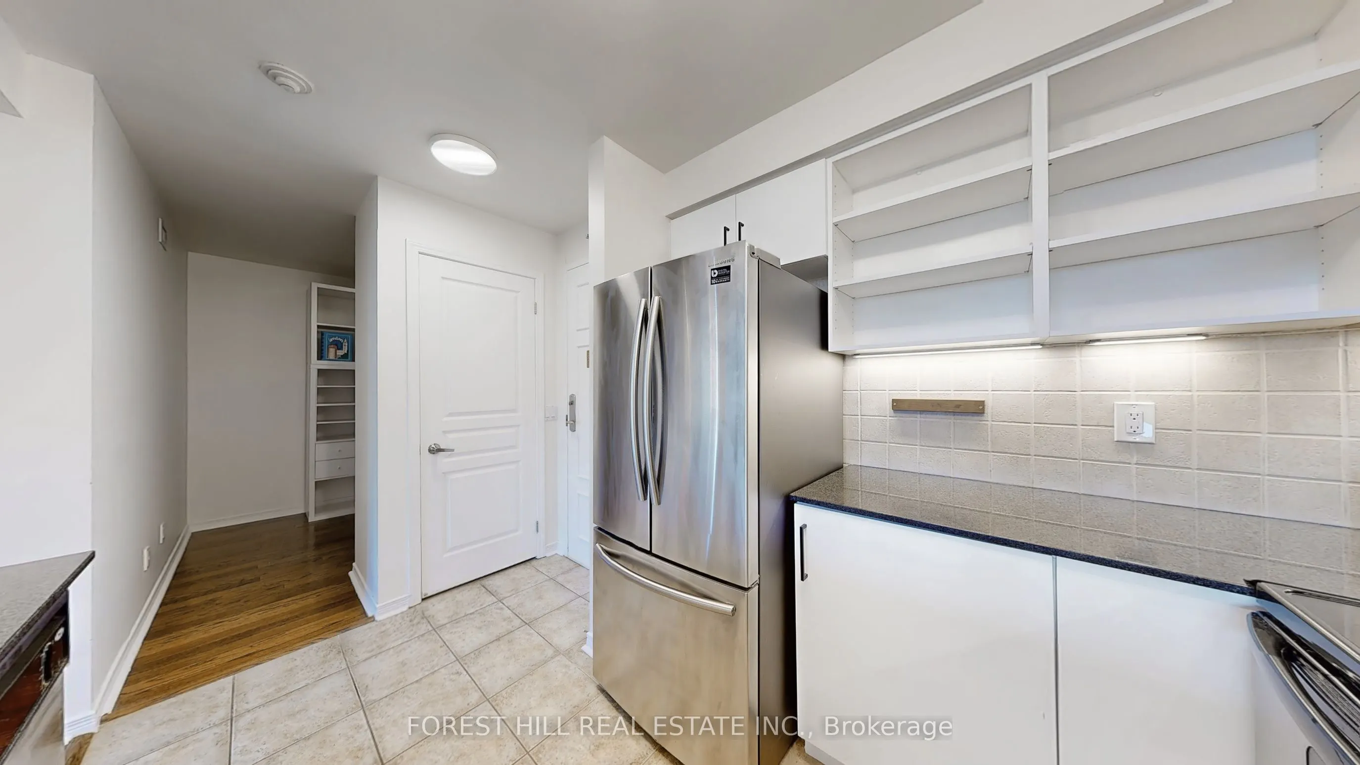 350 Red Maple Road, #417