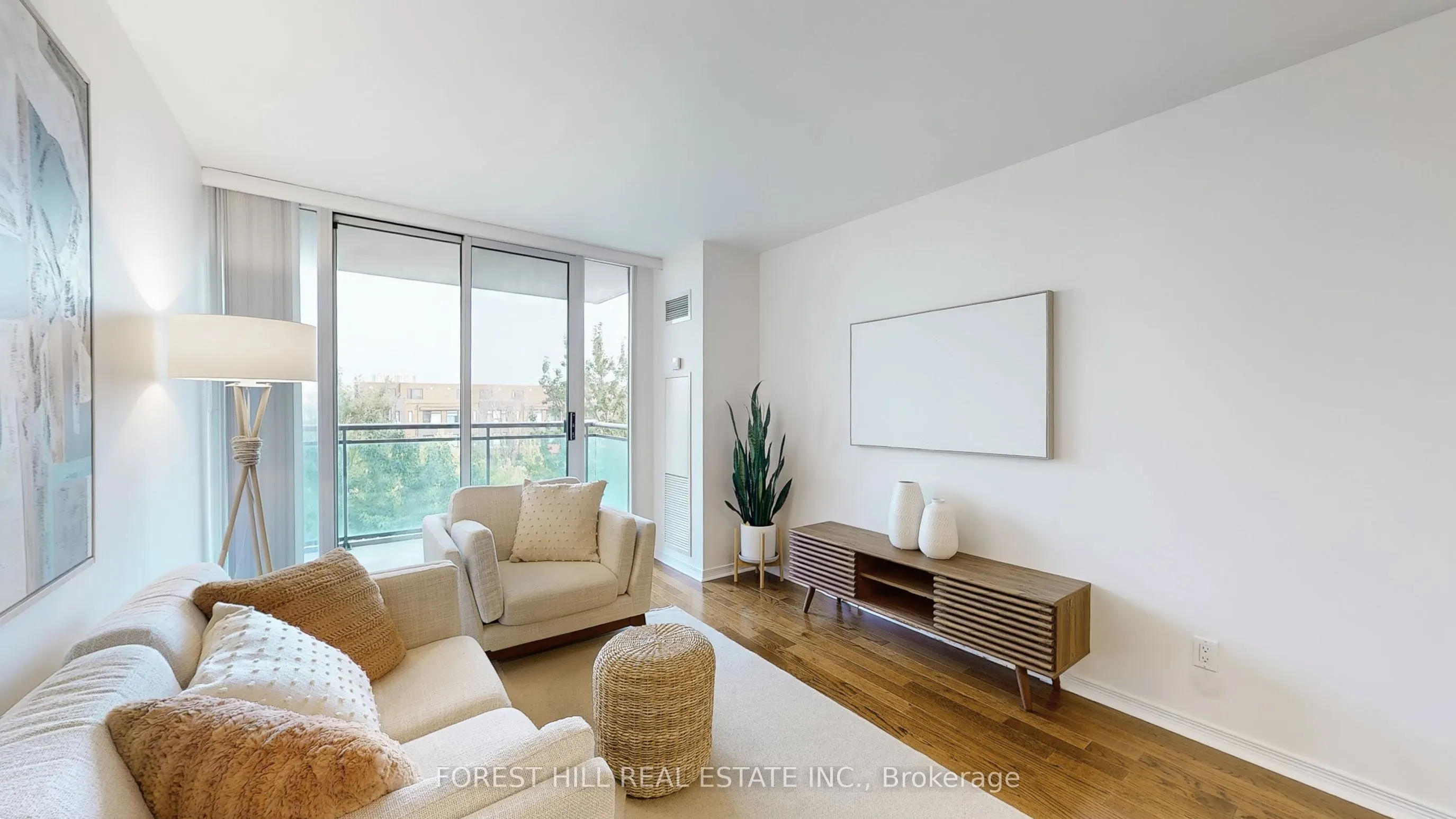350 Red Maple Road, #417