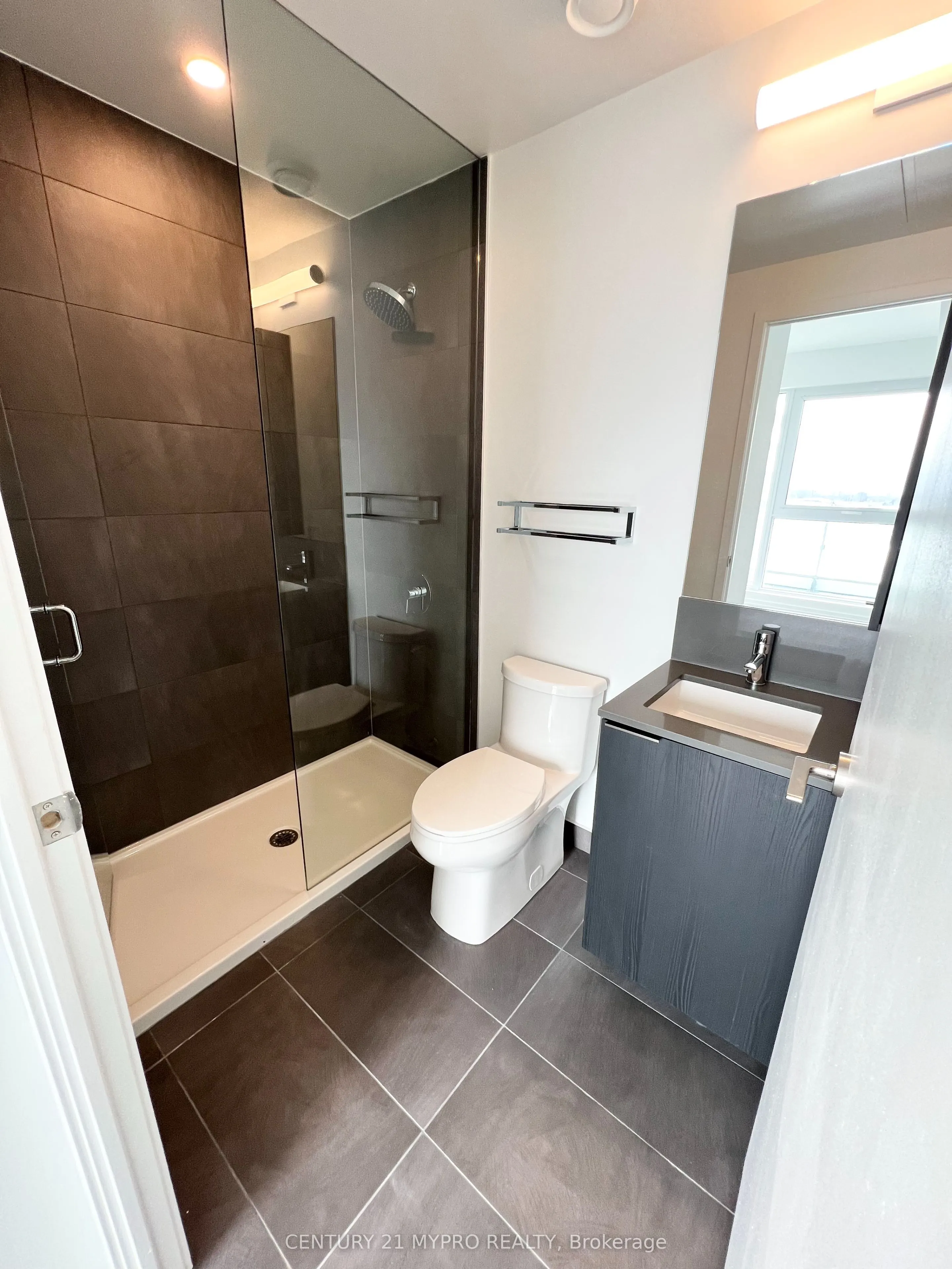 1000 Portage Parkway, #908