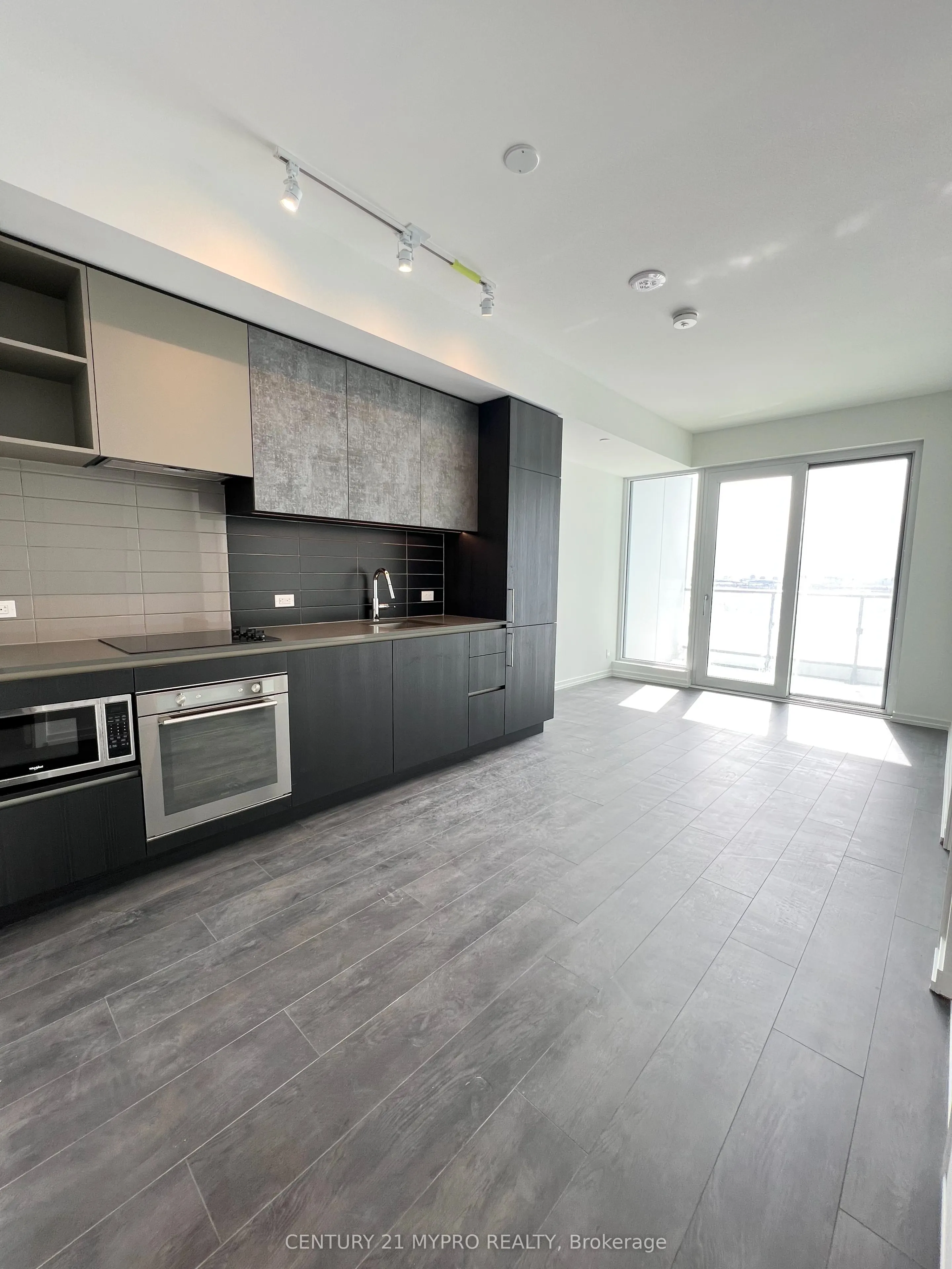 1000 Portage Parkway, #908