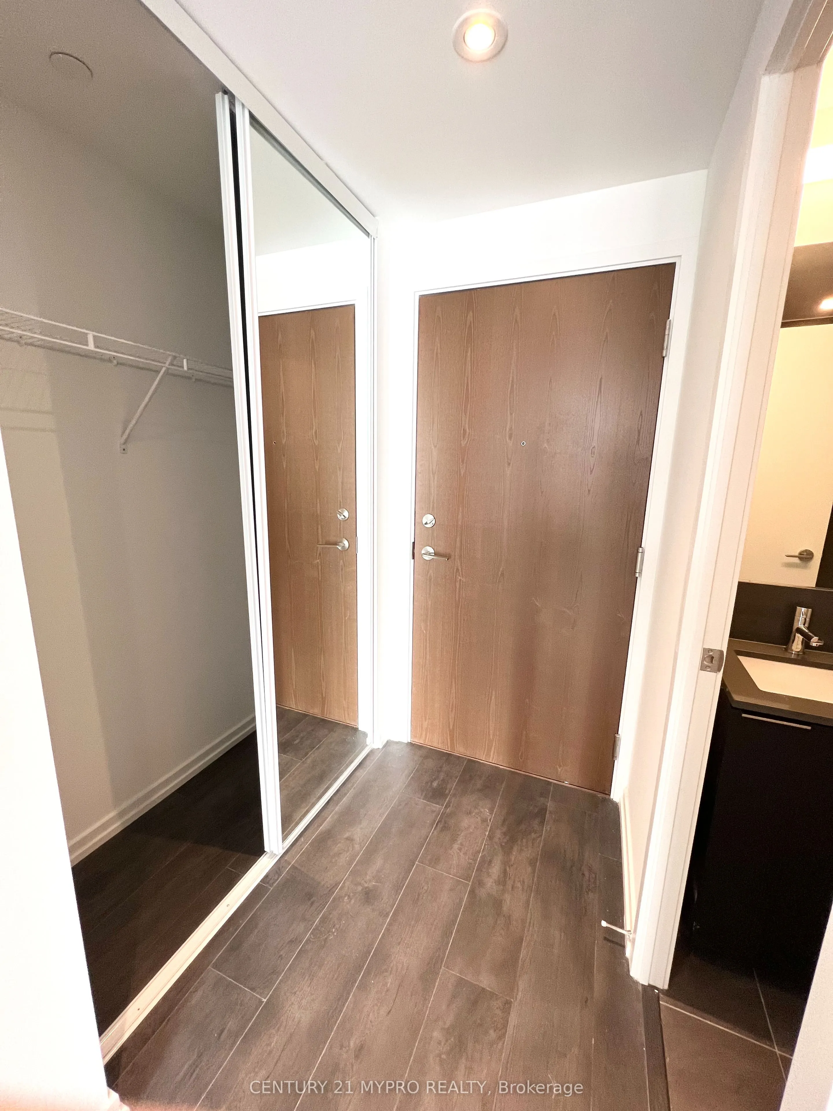 1000 Portage Parkway, #908