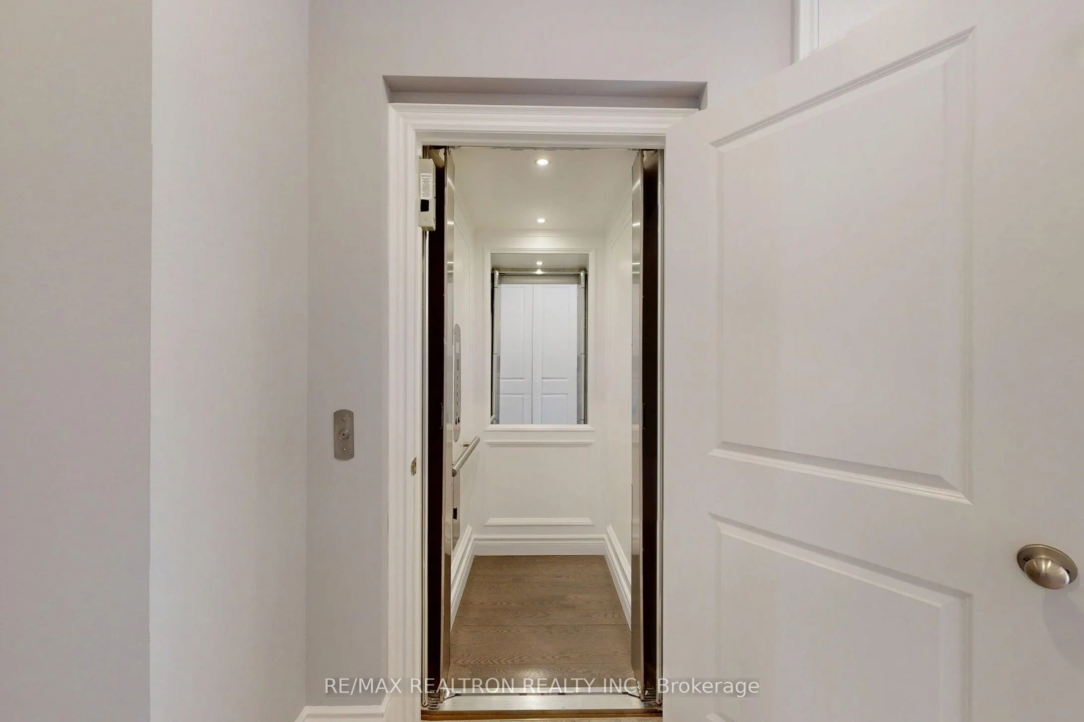 51 Hall Street
