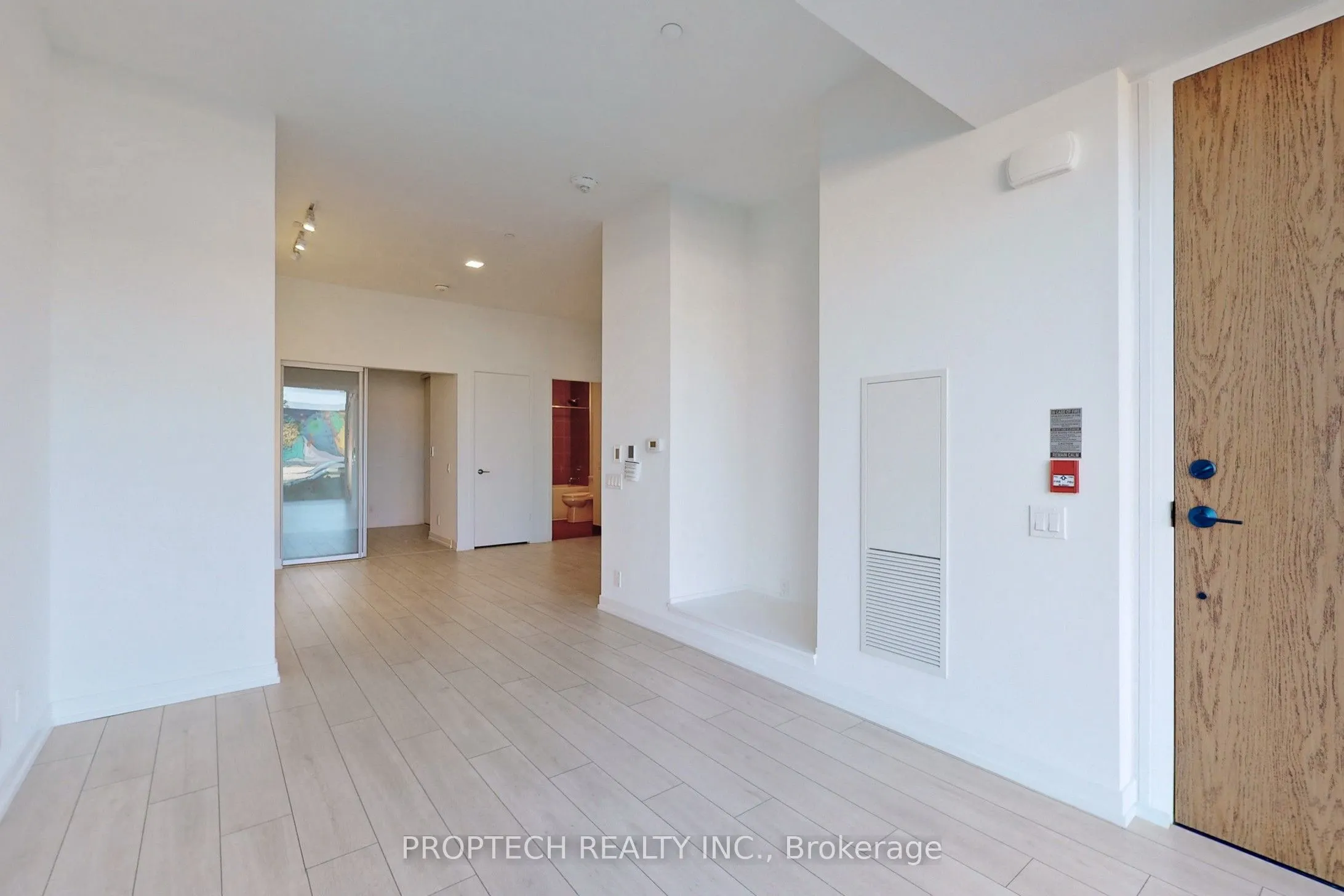 7 Buttermill Avenue, #TH12