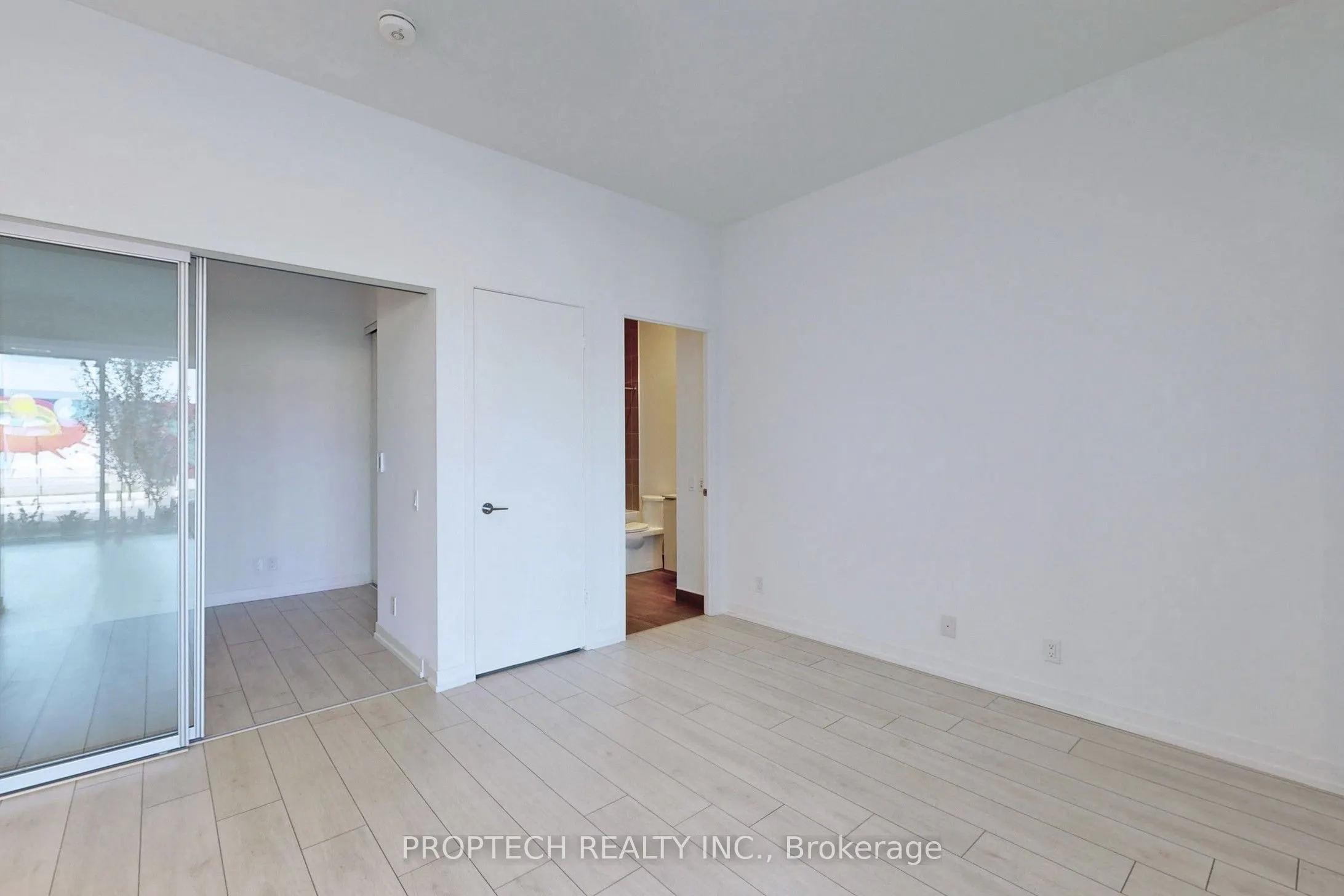 7 Buttermill Avenue, #TH12