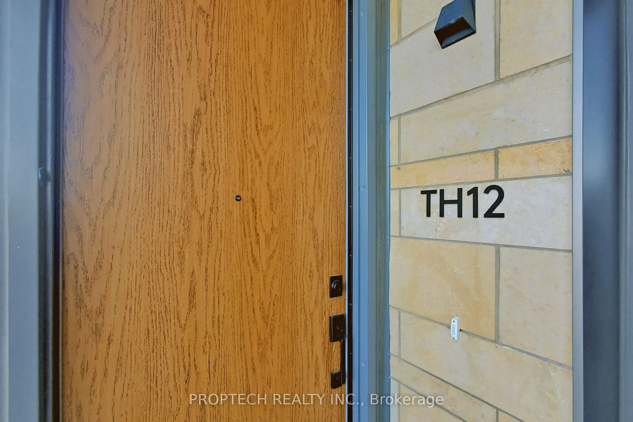 7 Buttermill Avenue, #TH12