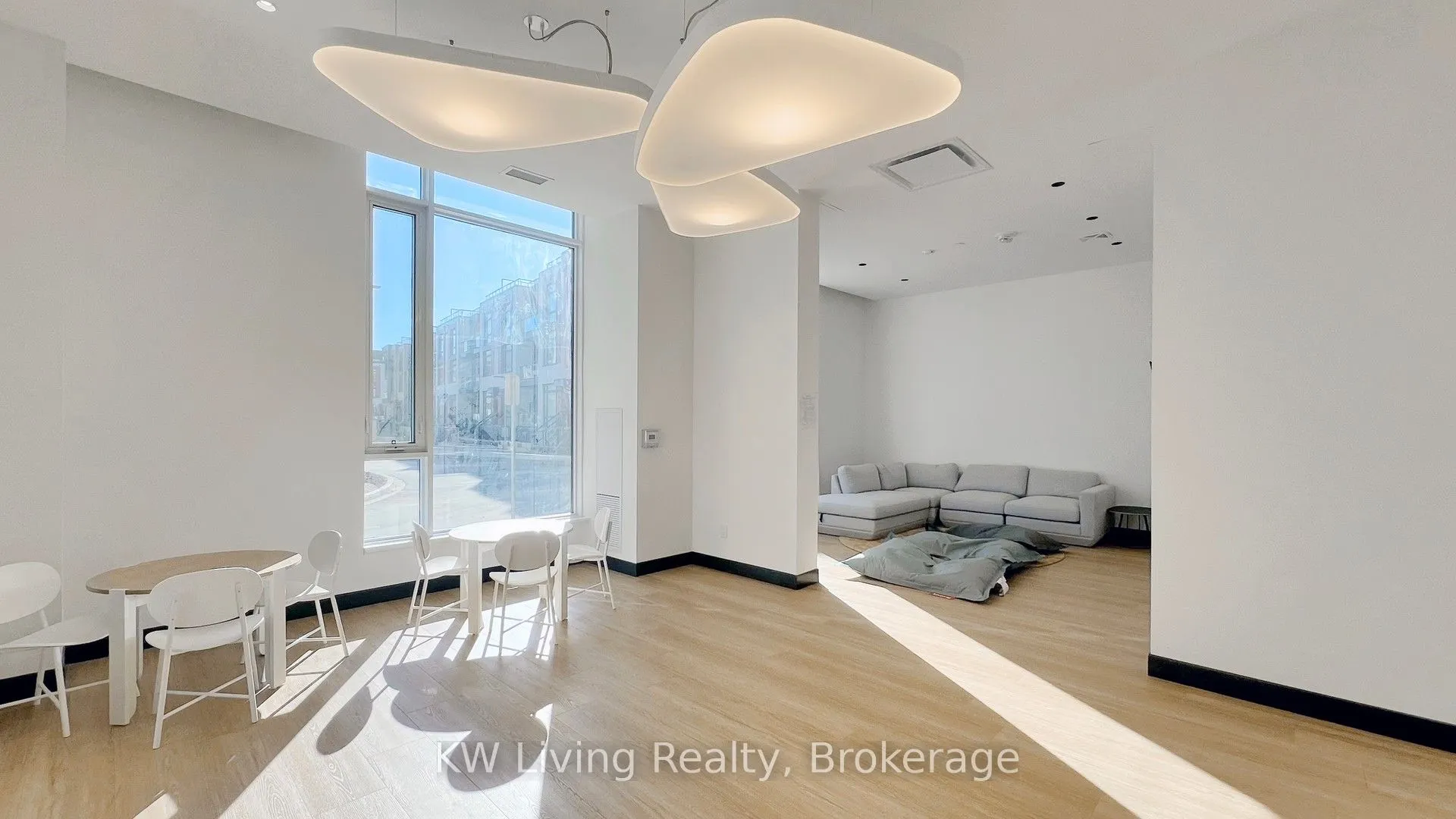 6 David Eyer Road, #108