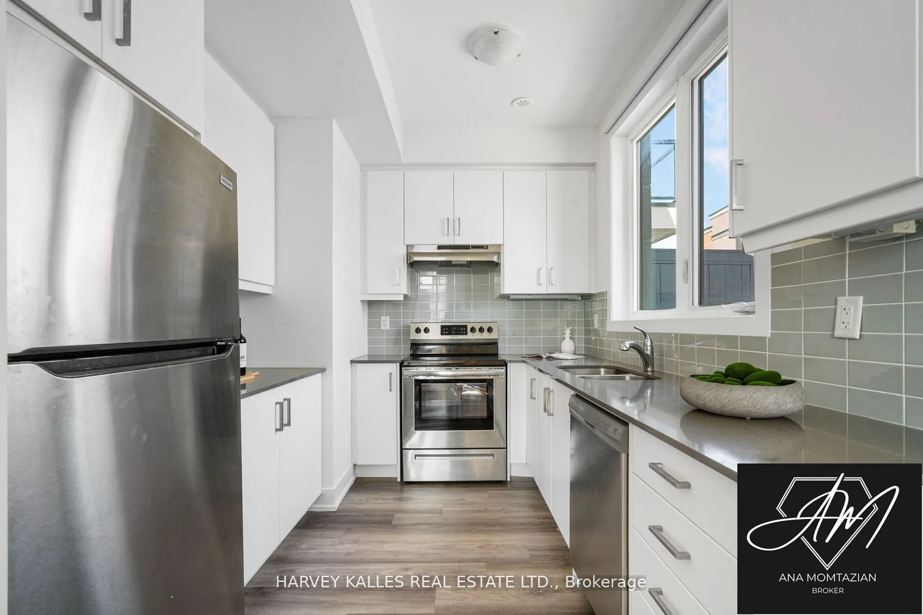 9 Phelps Lane, #270
